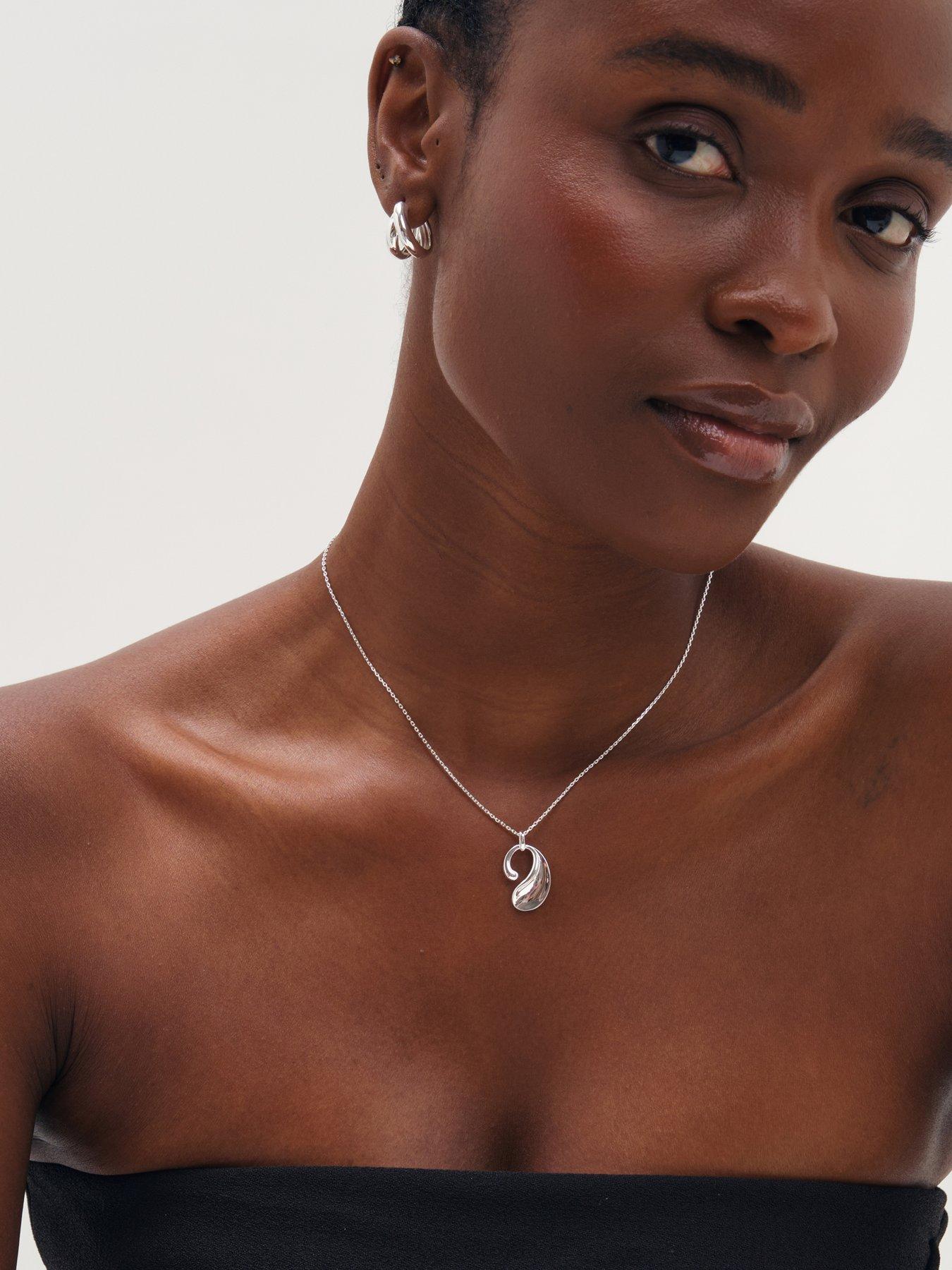 Image 3 of 3 of Inicio Polished Open Circle Pendant - Gift Pouch