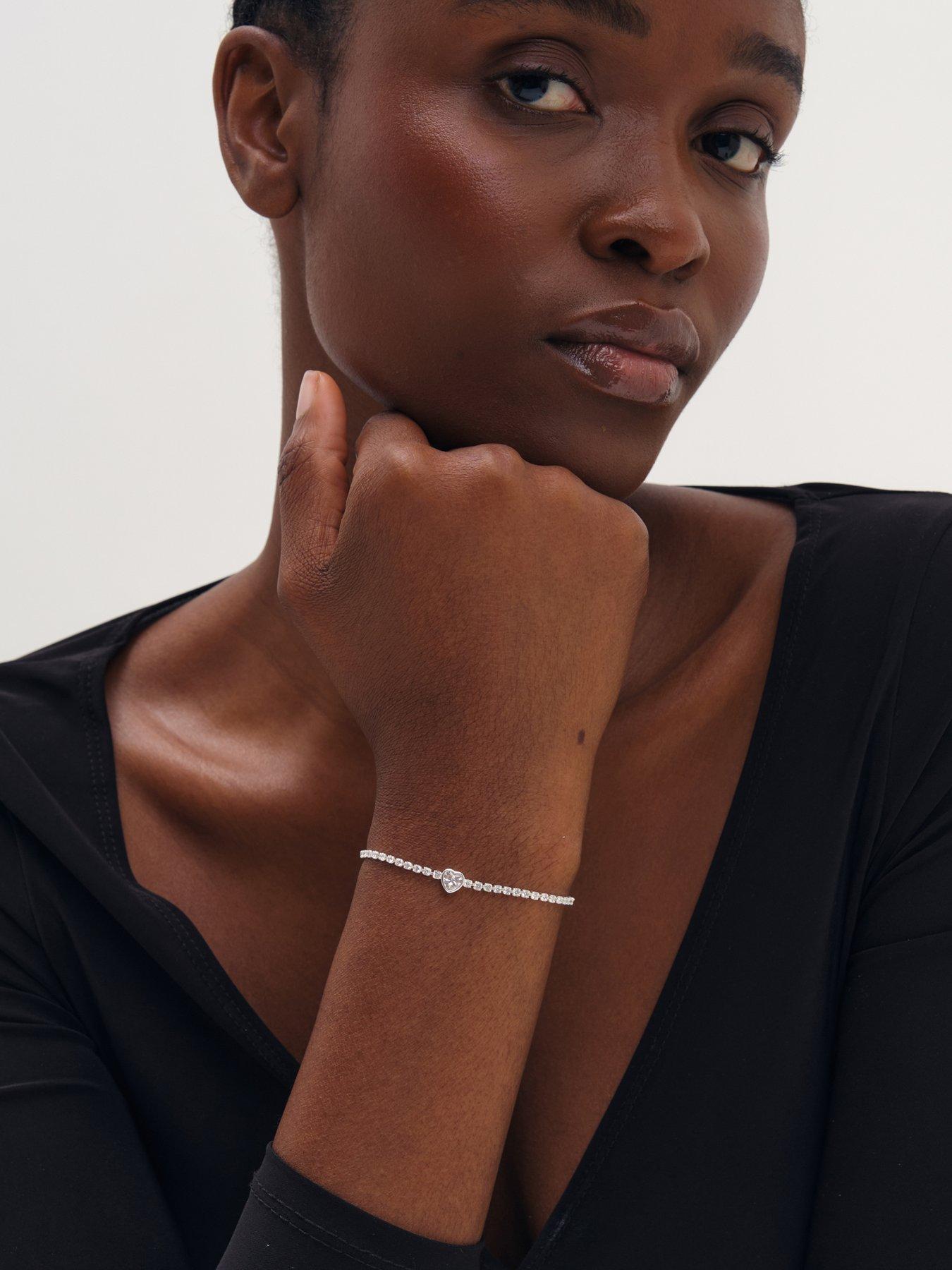 Image 3 of 3 of Inicio Silver Heart Bezel Tennis Bracelet