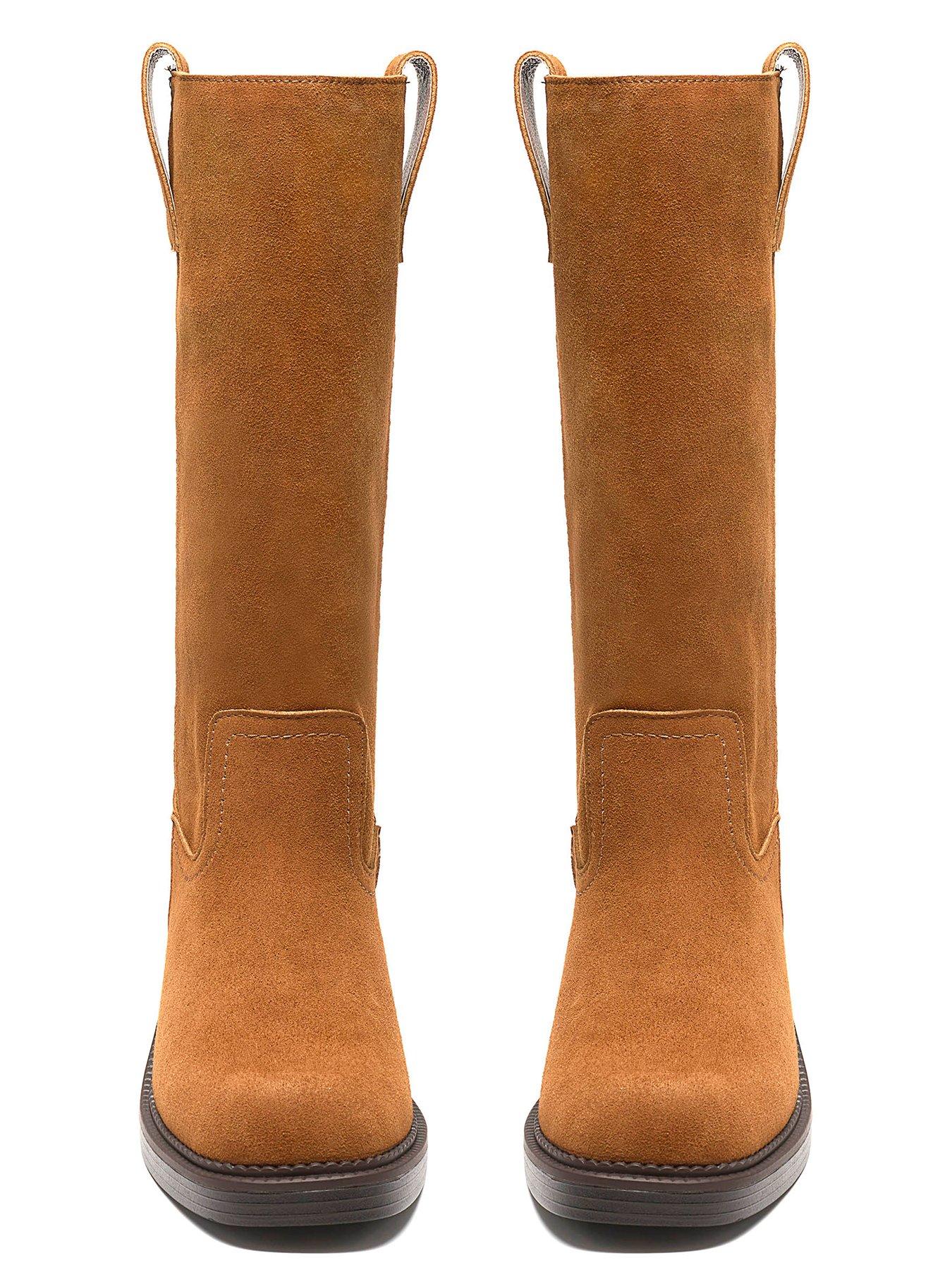 Image 4 of 6 of Clarks Delfini Ranch-tan Suede