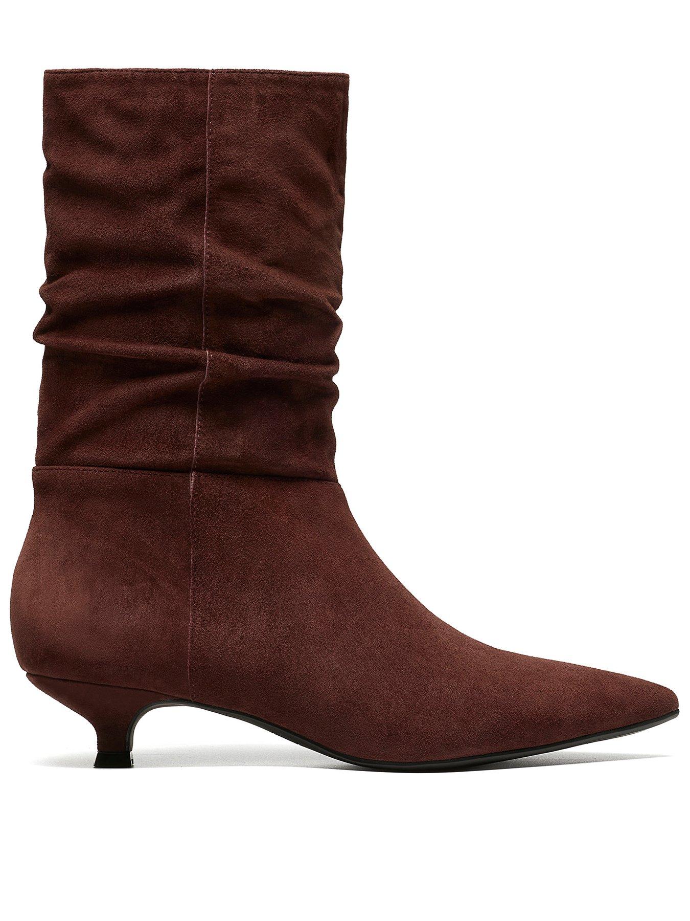 Image 1 of 5 of Clarks Pisa Slouch-brown Sde