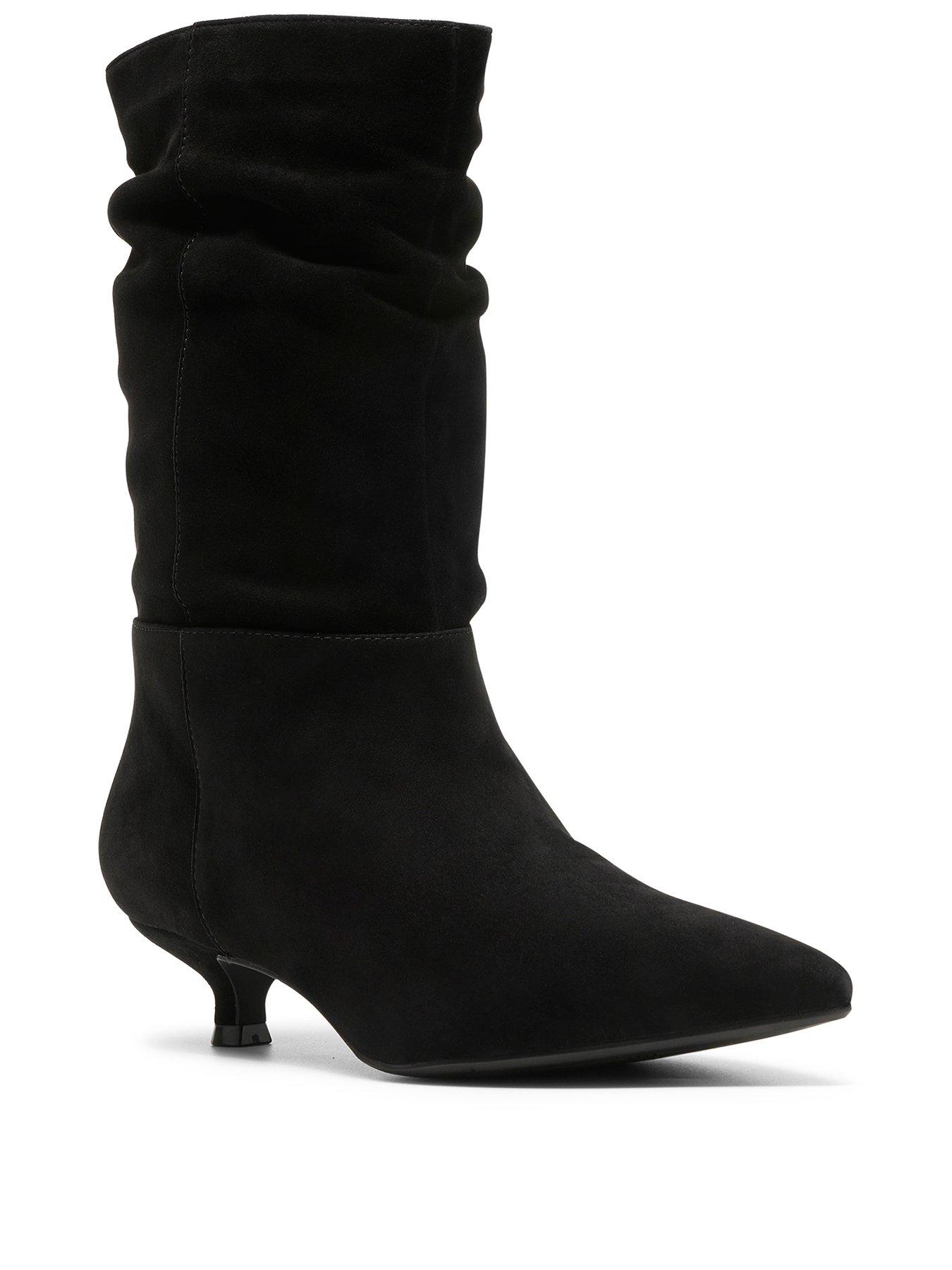Image 2 of 6 of Clarks Pisa Slouch-black Sde