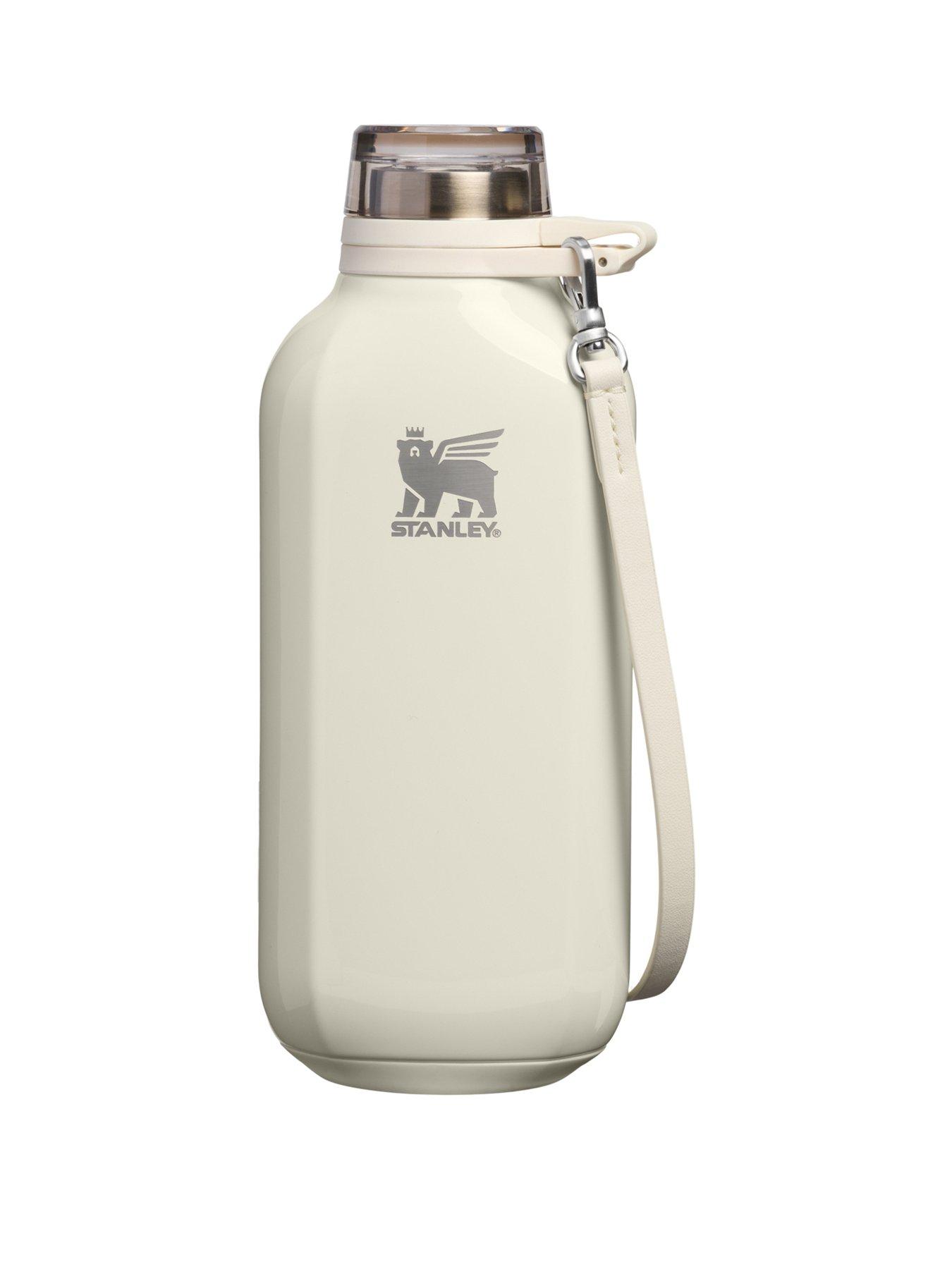 Stanley 1913 The Stanley Clutch Bottle 16Oz- 0.47-Litre - Cream in Cream Gloss