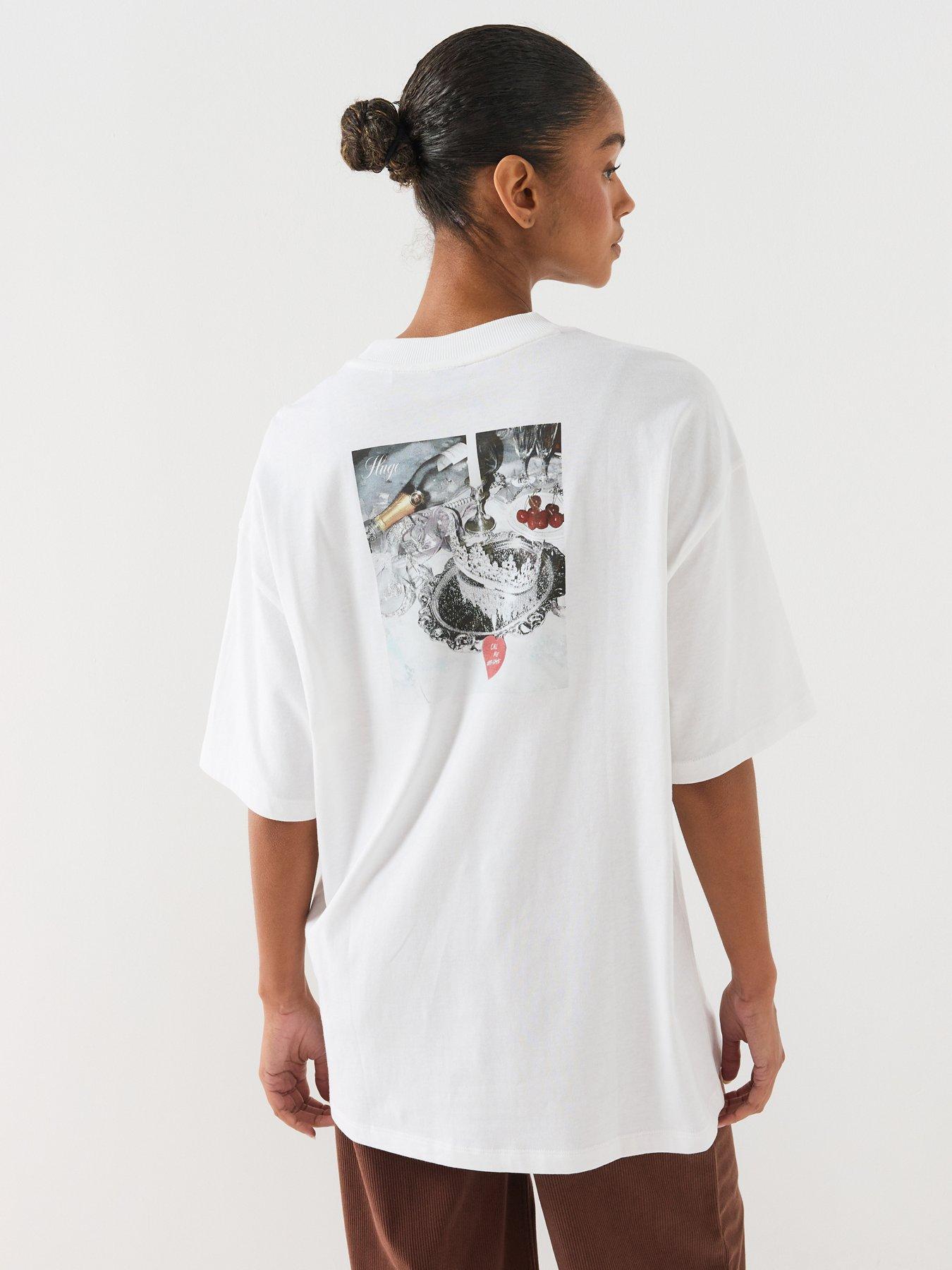 Image 1 of 6 of HUGO Oversized T-shirt - White