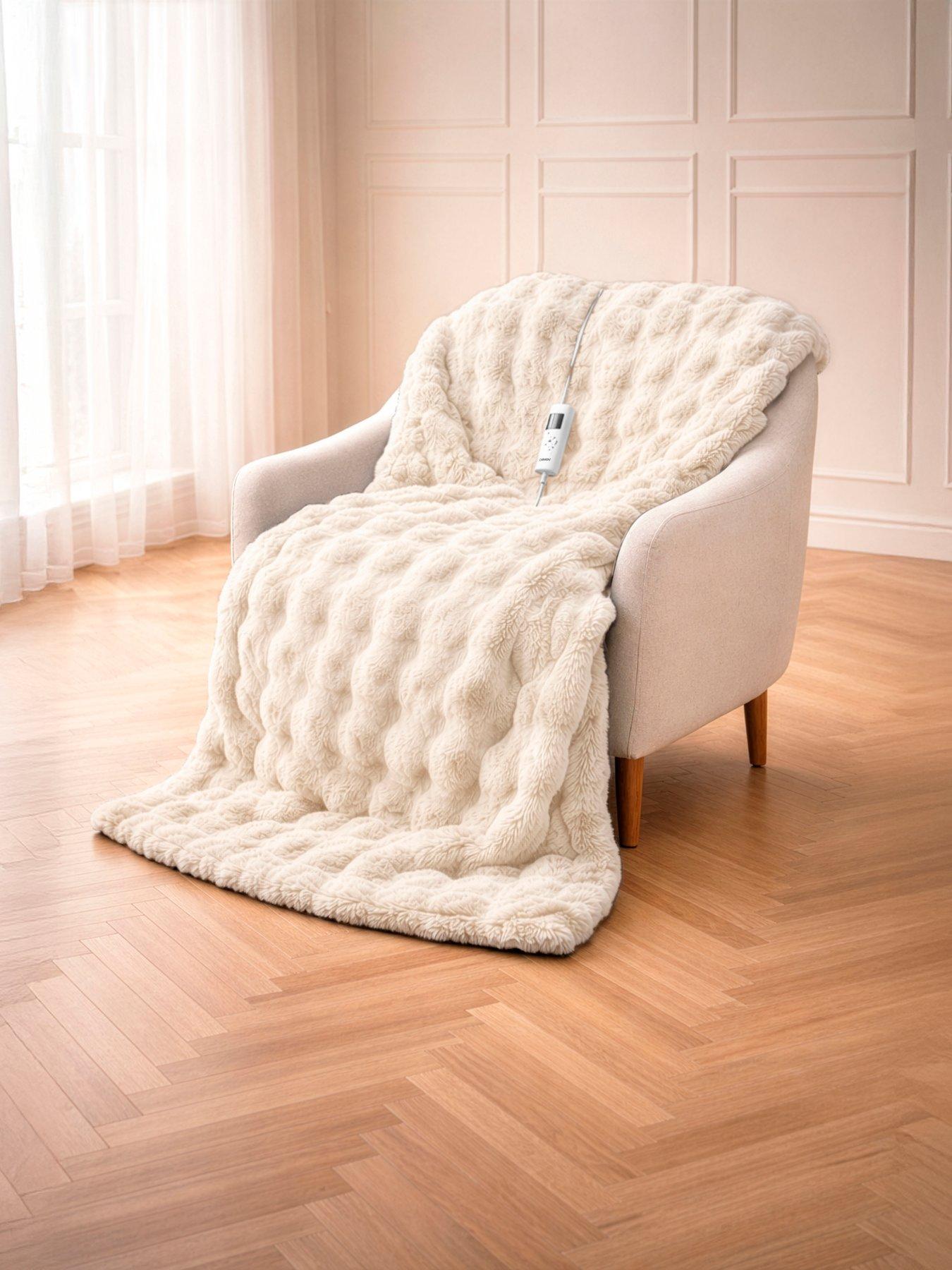 Image 1 of 7 of Carmen Bubble Fleece Electric Over Heated Throw