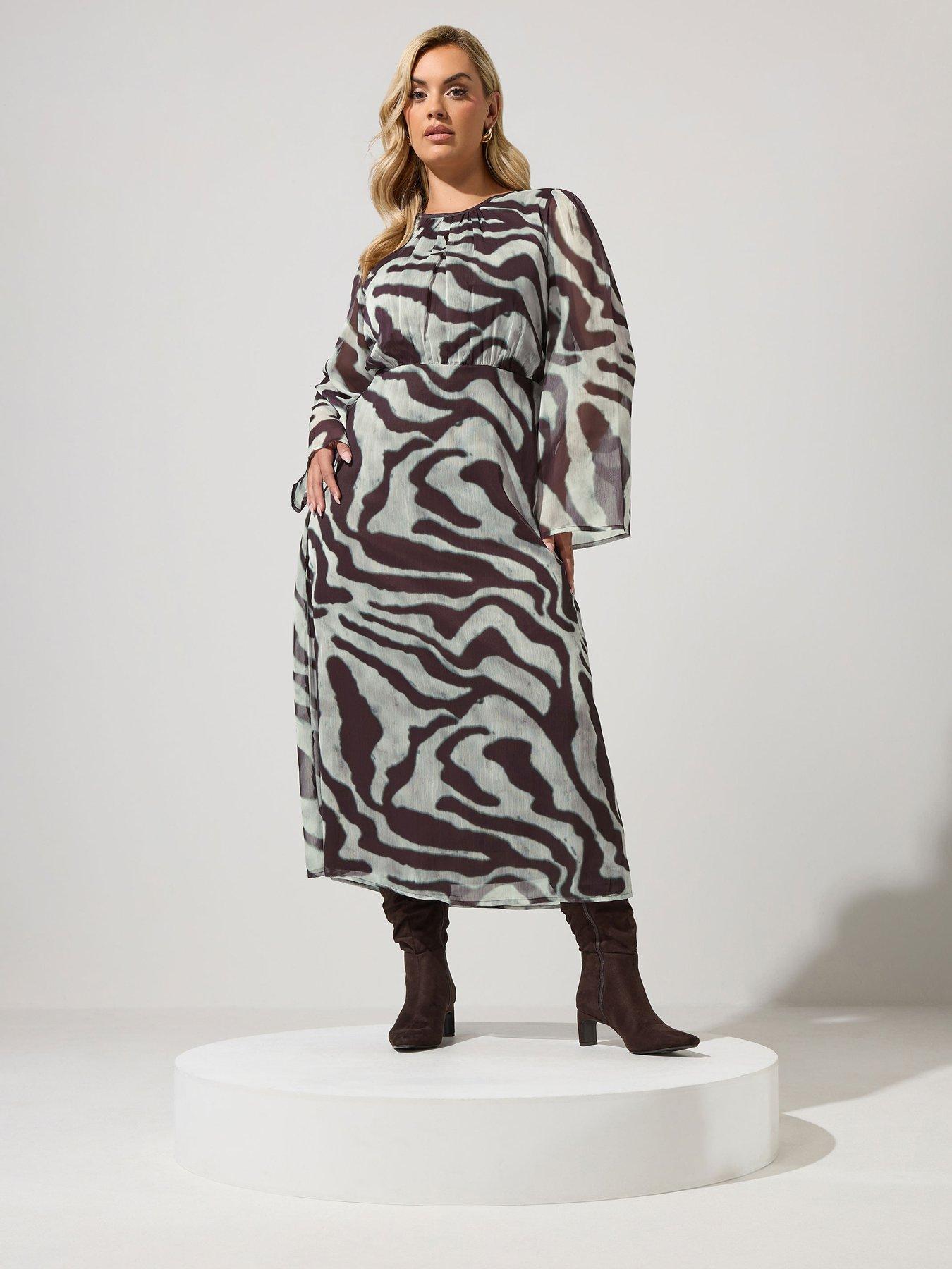Image 3 of 4 of Yours Curve Keyhole Dress - Grey