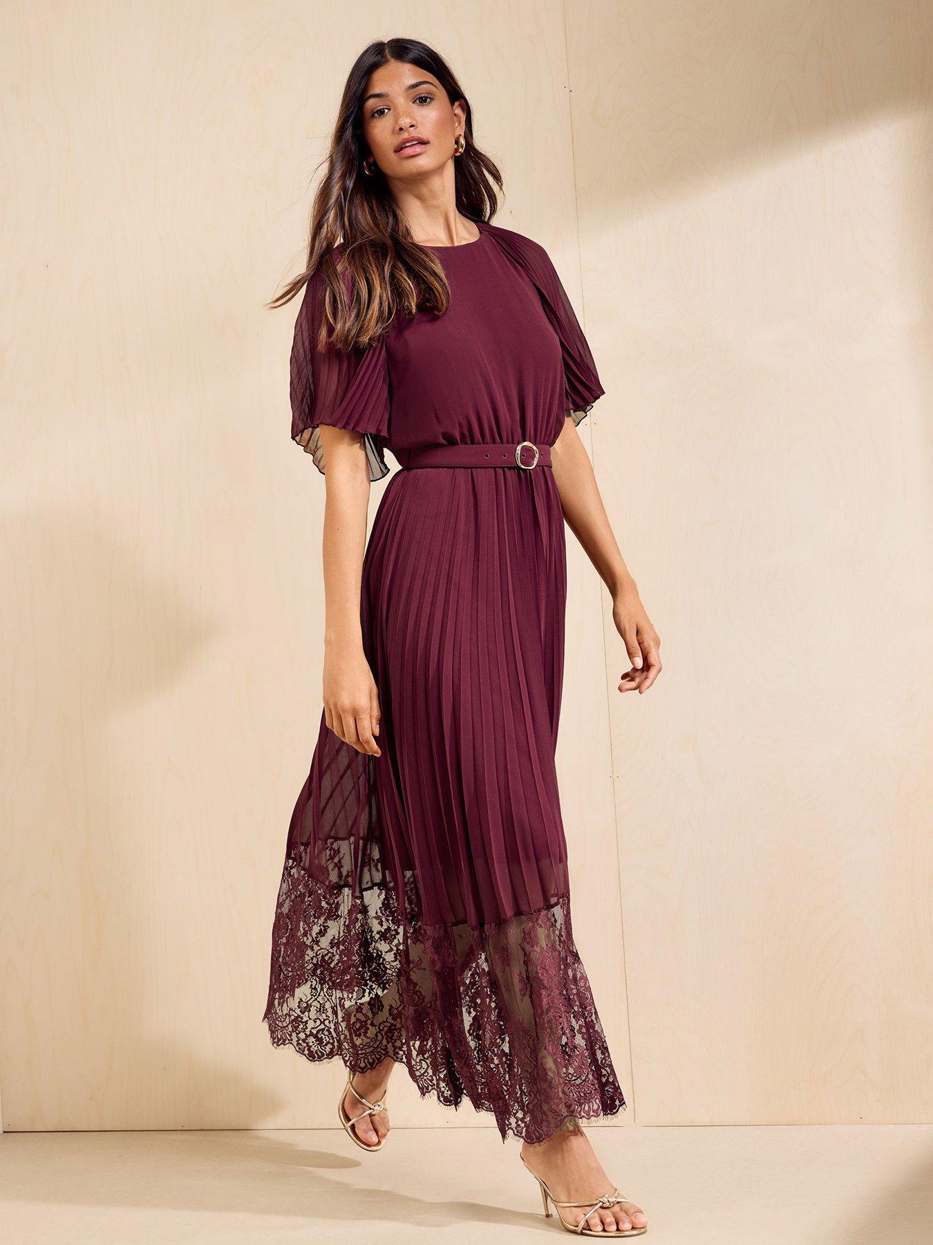 Image 3 of 5 of Friends Like These Pleated Short Sleeve Lace Hem Midaxi Dress - Red