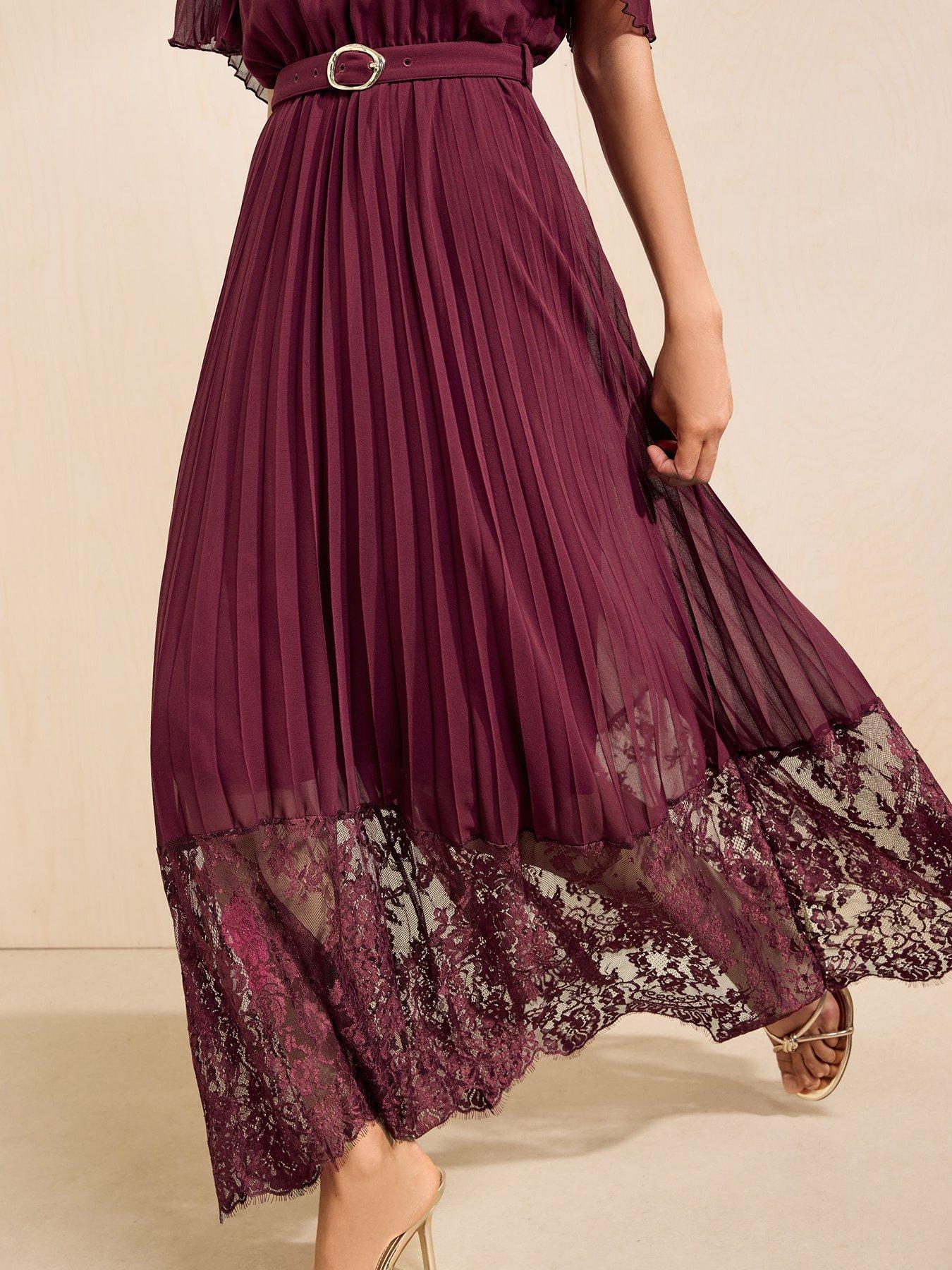 Image 4 of 5 of Friends Like These Pleated Short Sleeve Lace Hem Midaxi Dress - Red