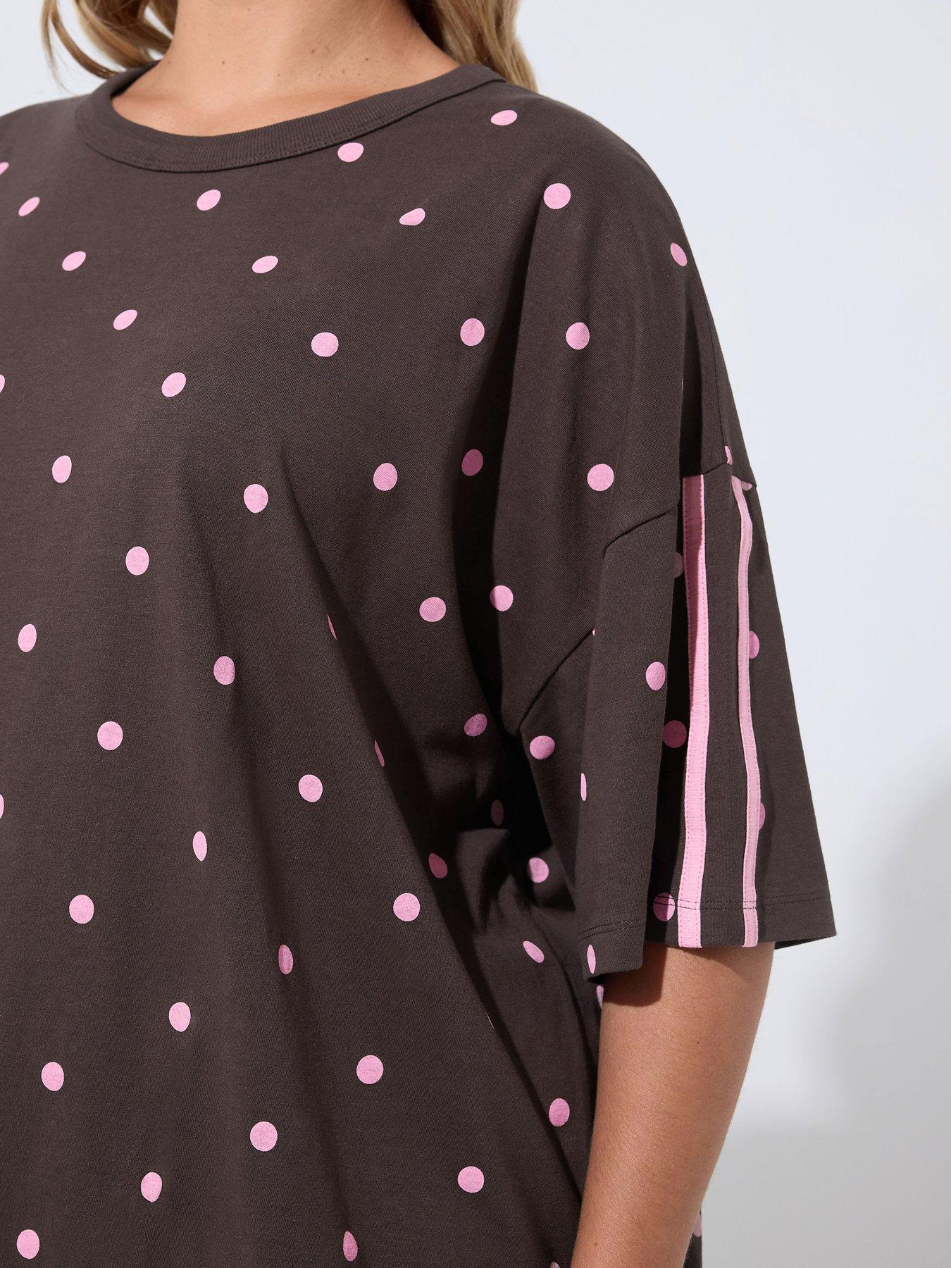 Image 4 of 4 of Yours Curve Polka Dot Active T-shirt