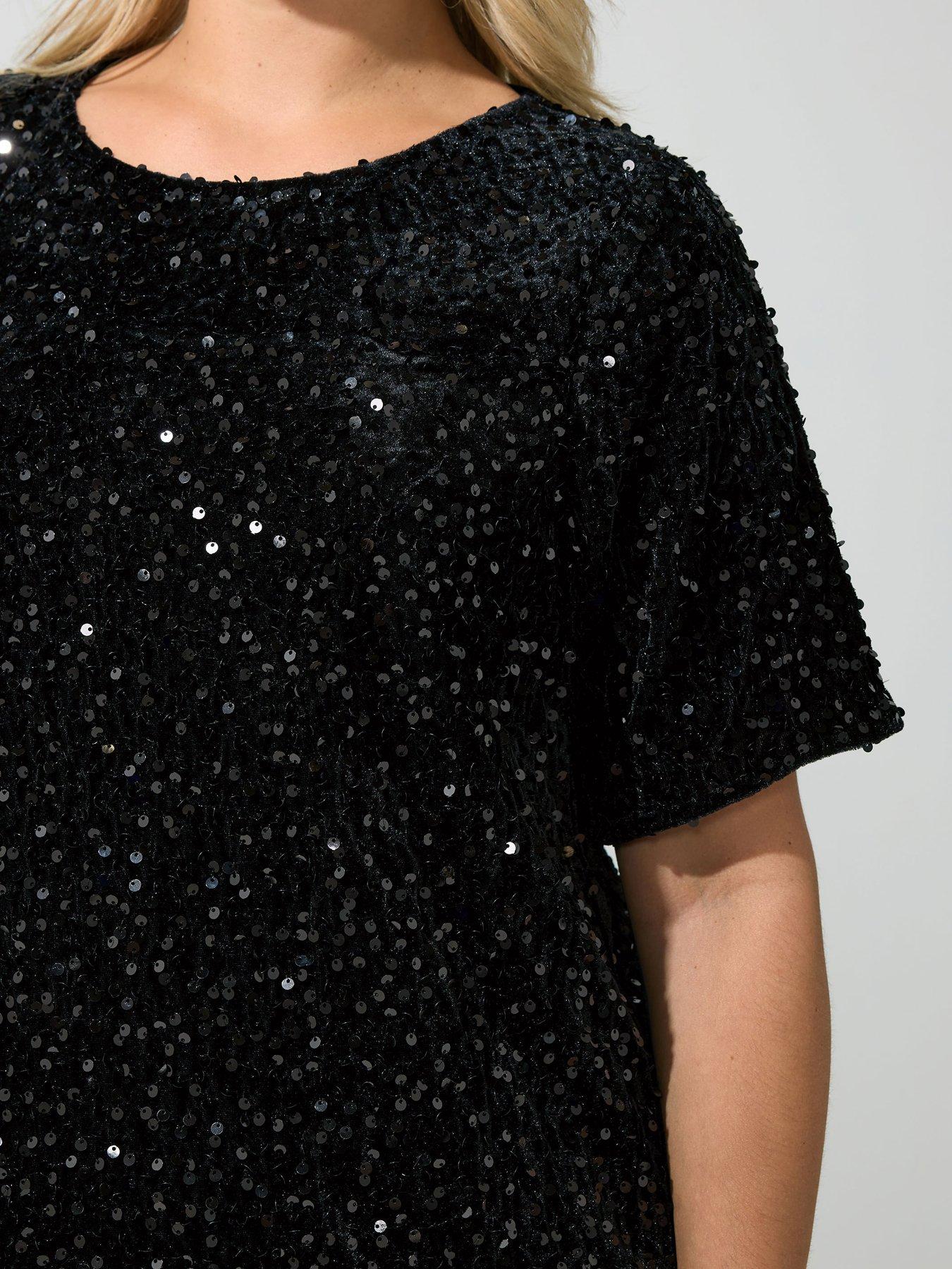 Image 4 of 4 of Yours Curve Sequin Velvet T-shirt