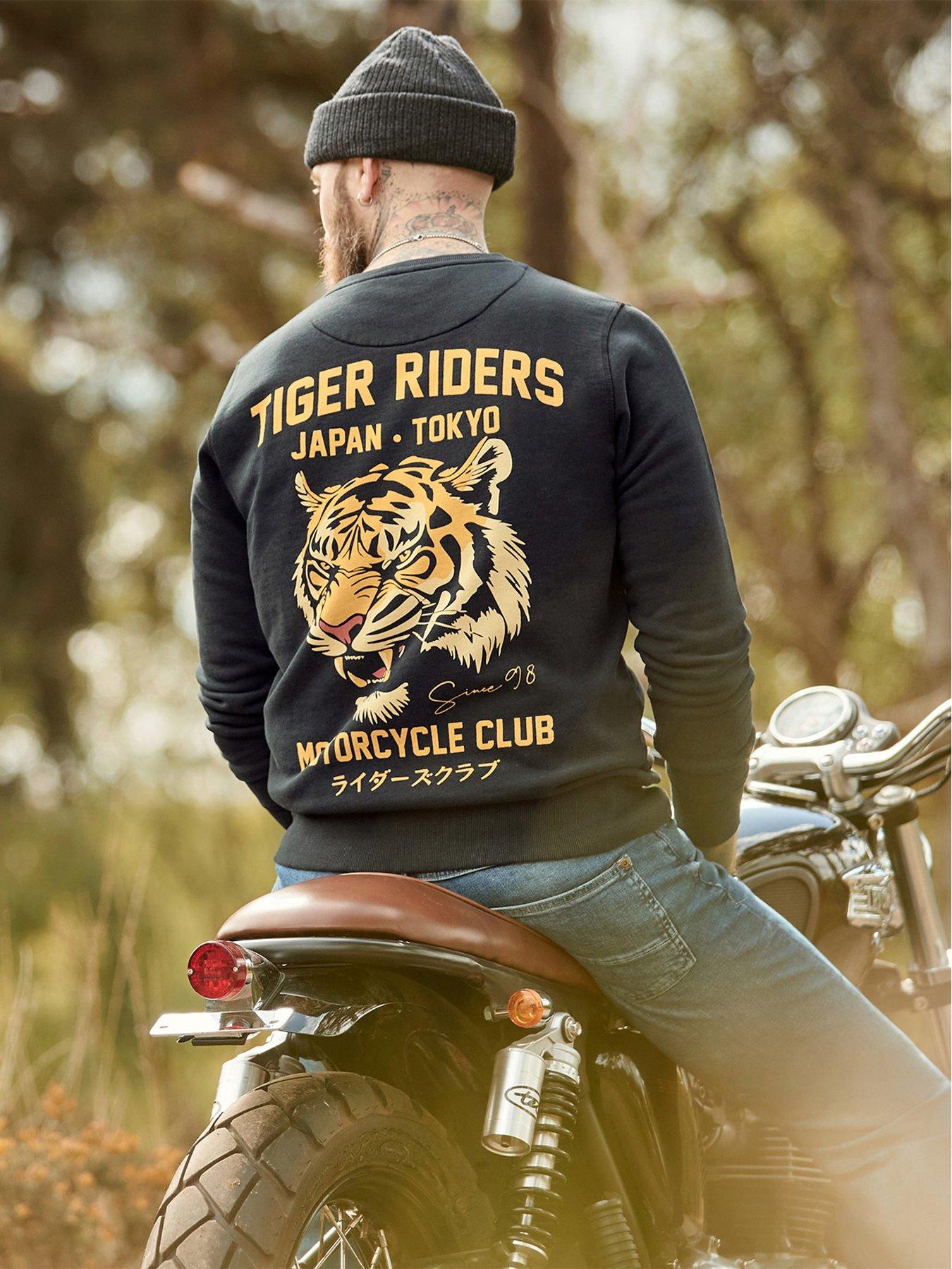 Image 5 of 7 of Joe Browns Tiger Riders Back Print Crew