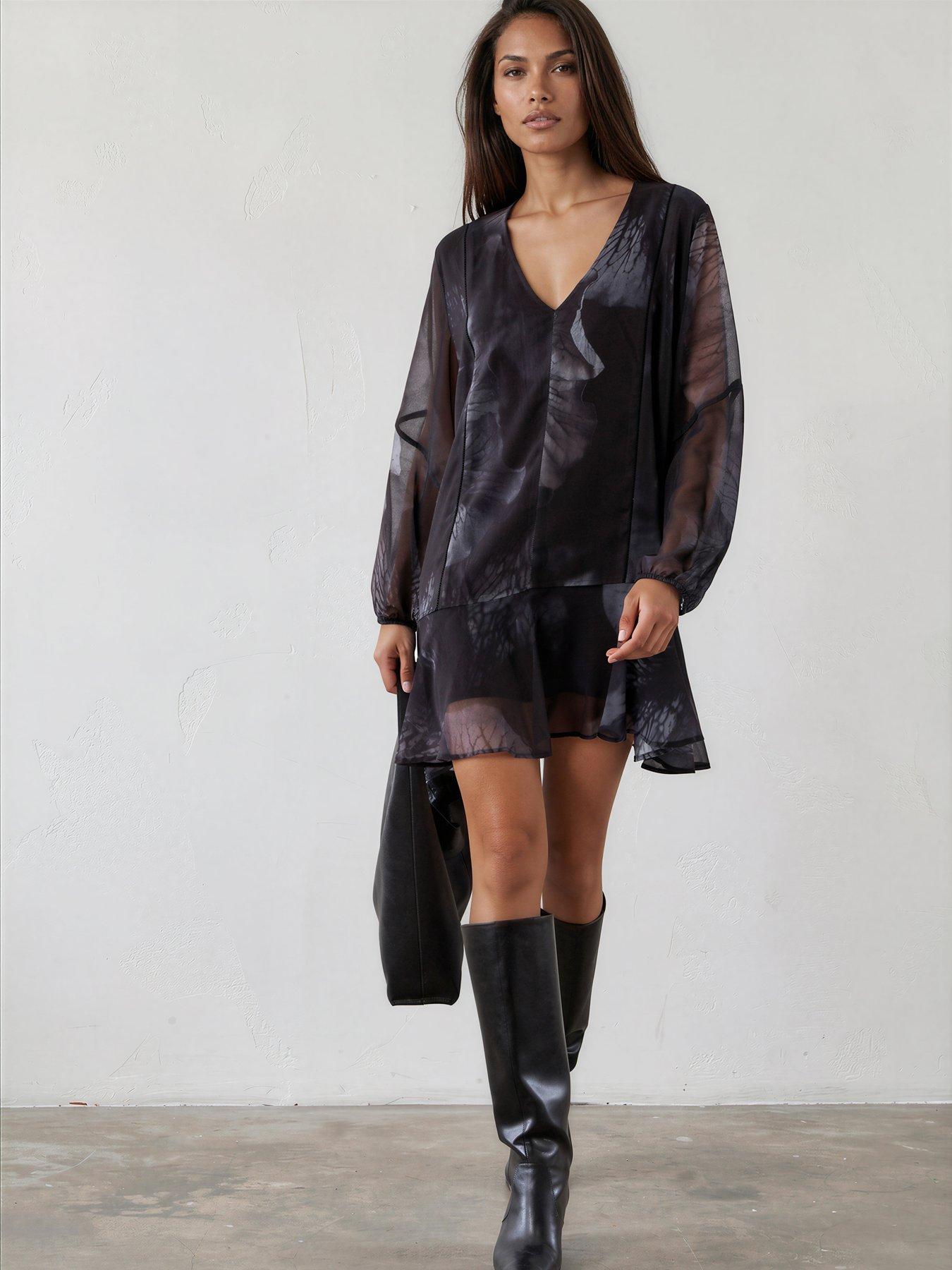 Image 2 of 7 of Religion Edie Loose Tunic Dress In Trace And Grey Print - Blue