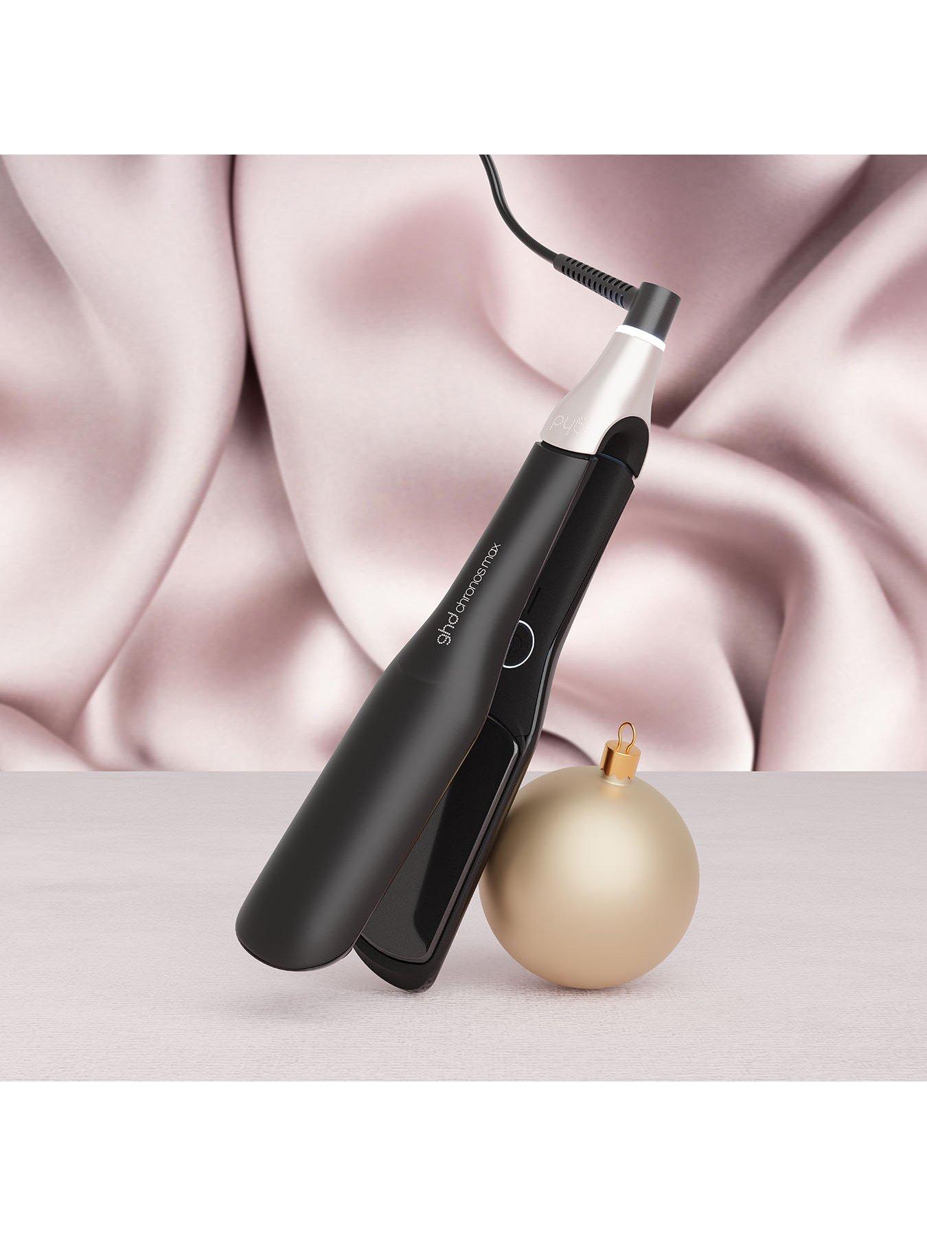 Image 7 of 7 of ghd ghd Chronos Max Best Wide Plate Hair Straightener Festive Gift Set in Black