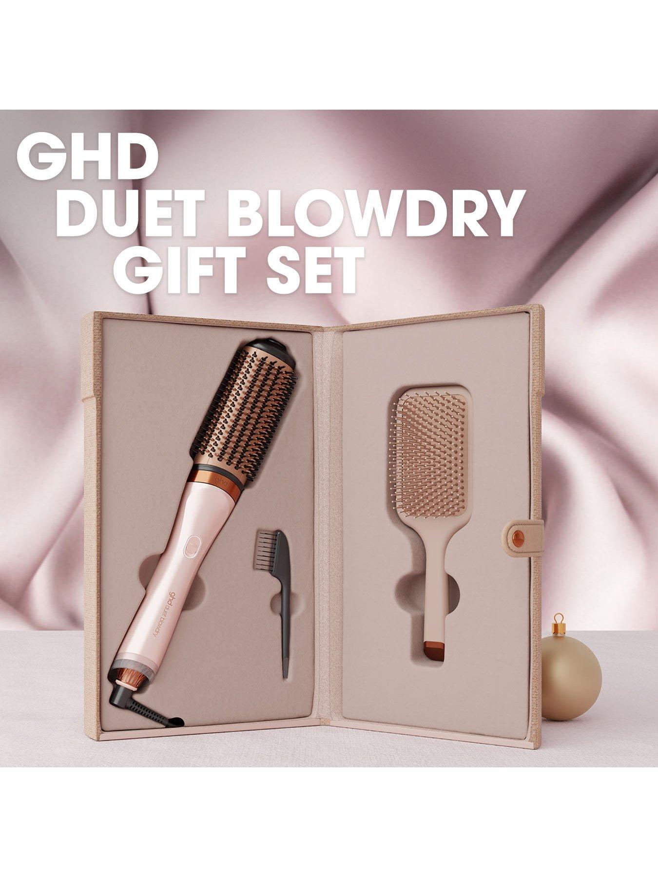 Image 2 of 8 of ghd ghd Duet Blowdry 2-in-1 Hair Dryer Brush Festive Gift Set In Cashmere Beige