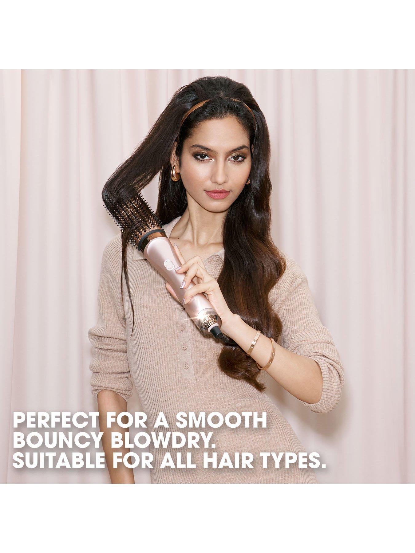 Image 6 of 8 of ghd ghd Duet Blowdry 2-in-1 Hair Dryer Brush Festive Gift Set In Cashmere Beige