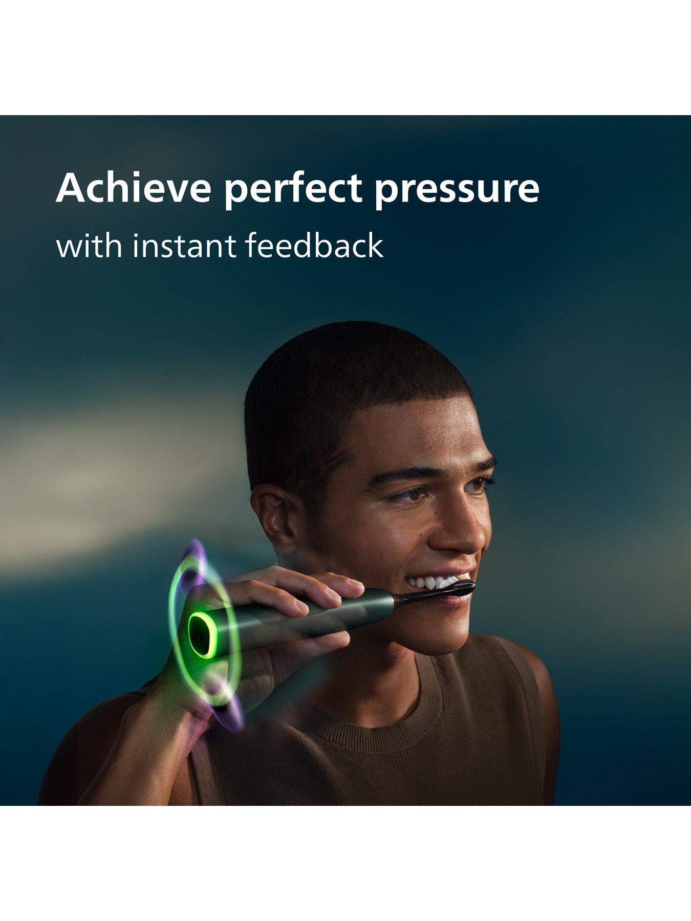 Image 6 of 8 of Philips Philips Sonicare Next-Generation DiamondClean 9000 Electric Toothbrush - Smart Coverage Feedback, Smart Pressure Feedback, 21 Settings, Midnight Green, HX9213/84