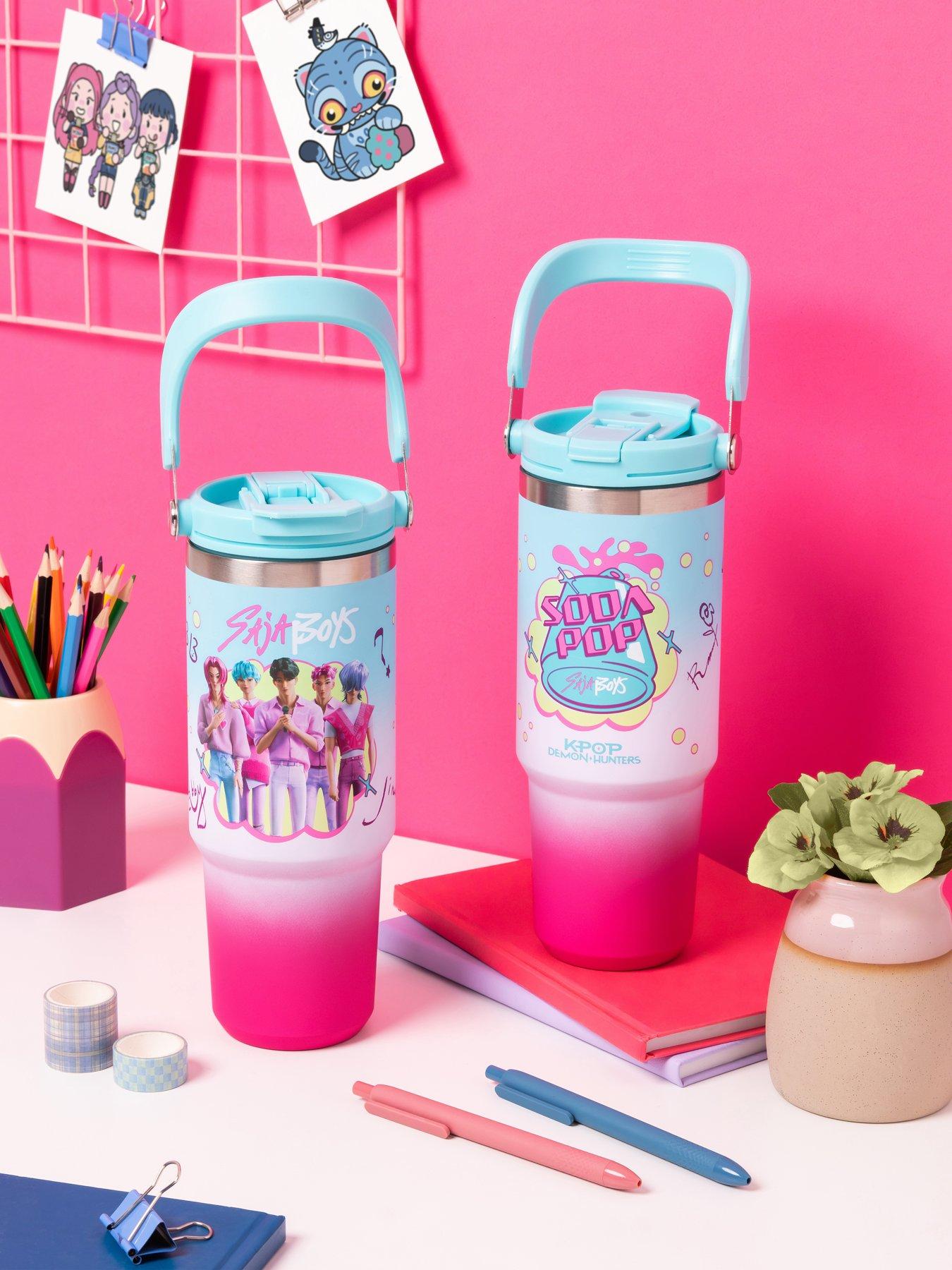 Image 5 of 5 of K-Pop Demon Hunters Kpop 900ml Insulated Cup With Top Handle