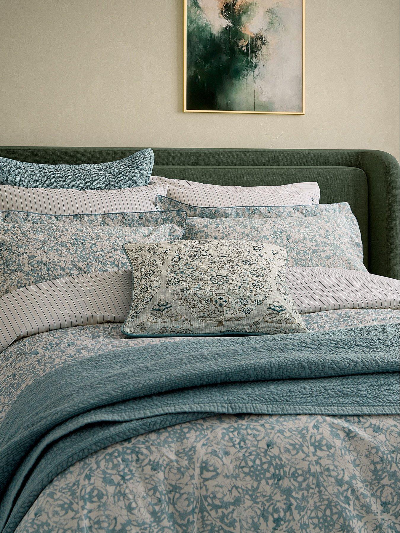 Bedeck of Belfast Celina Cover Set Celadon/ Olive