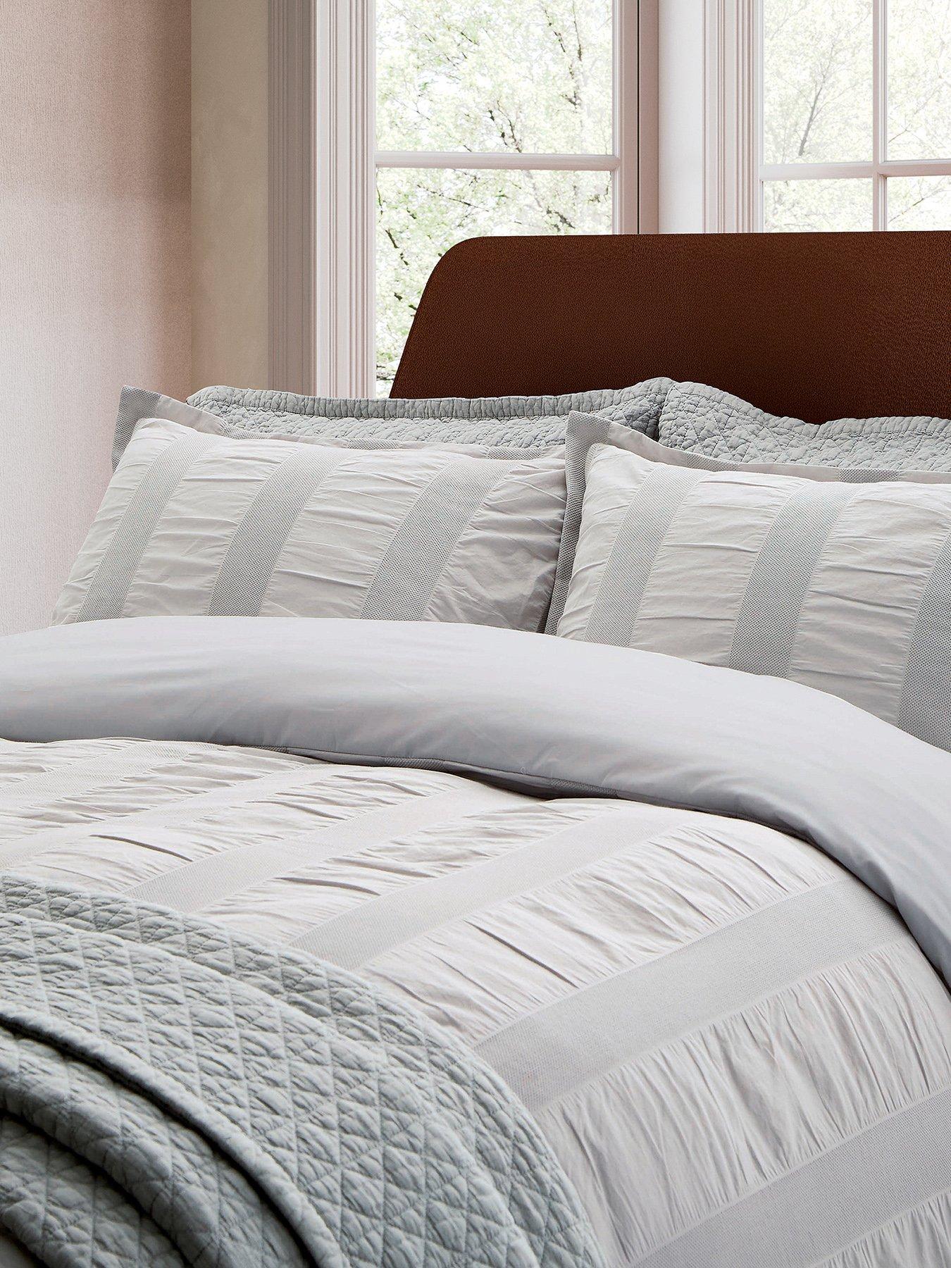 Bedeck of Belfast Woven Waffle Stripe Cover Set Silver