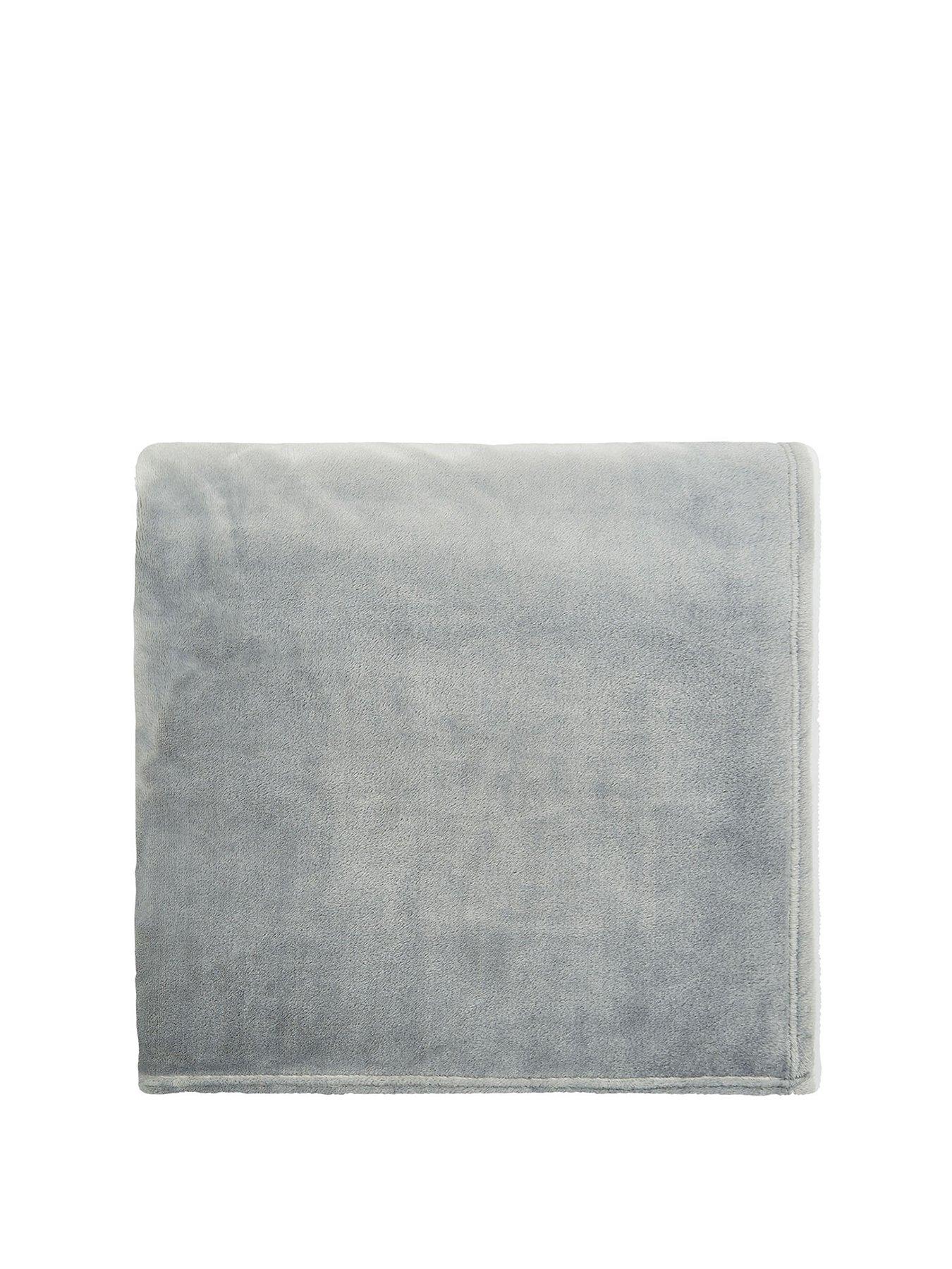 Image 2 of 5 of Helena Springfield Snug Fleece Throw 140X180Cm Grey