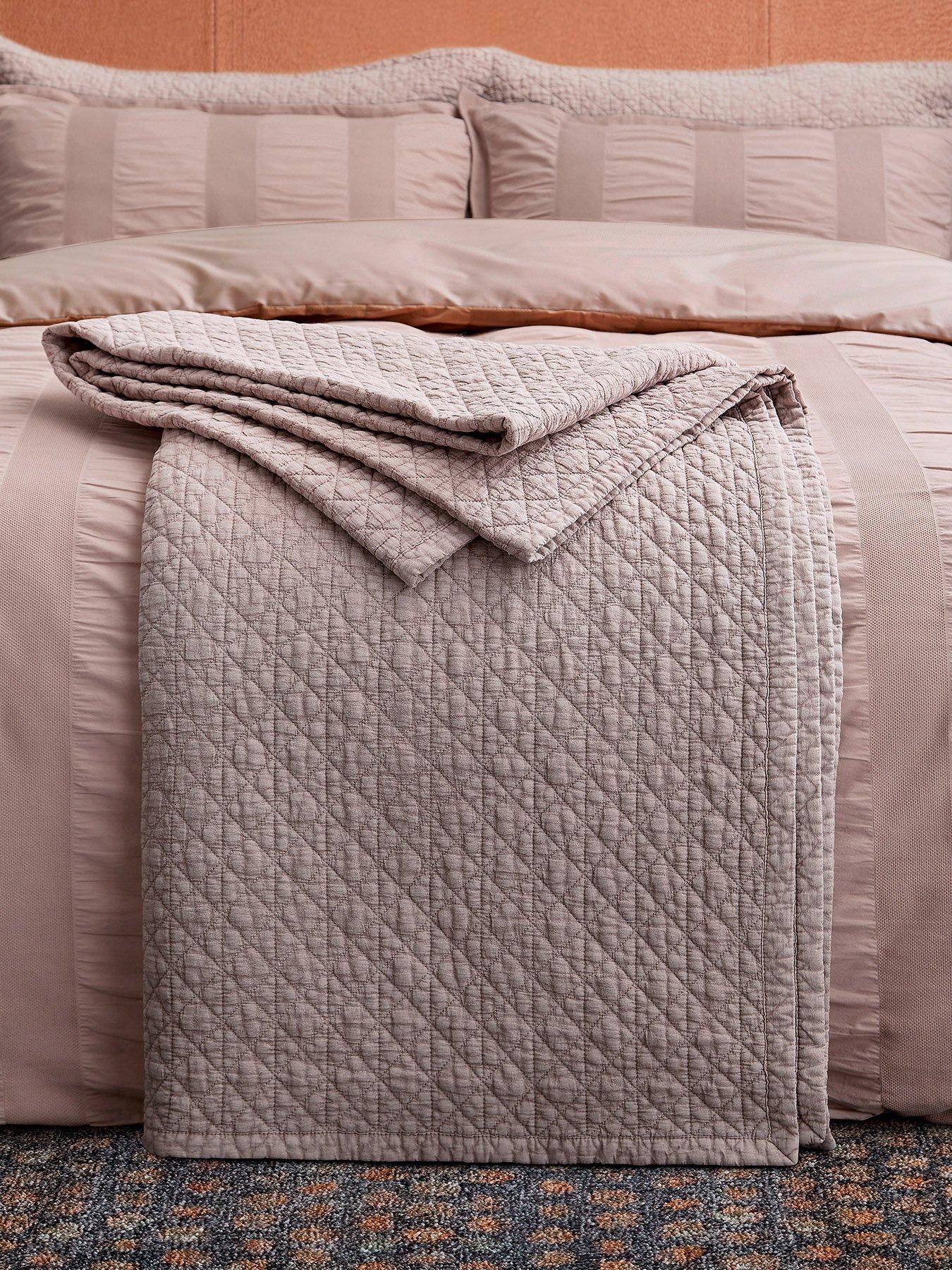 Bedeck of Belfast Stonewashed Cotton Throw 230X250Cm Pink