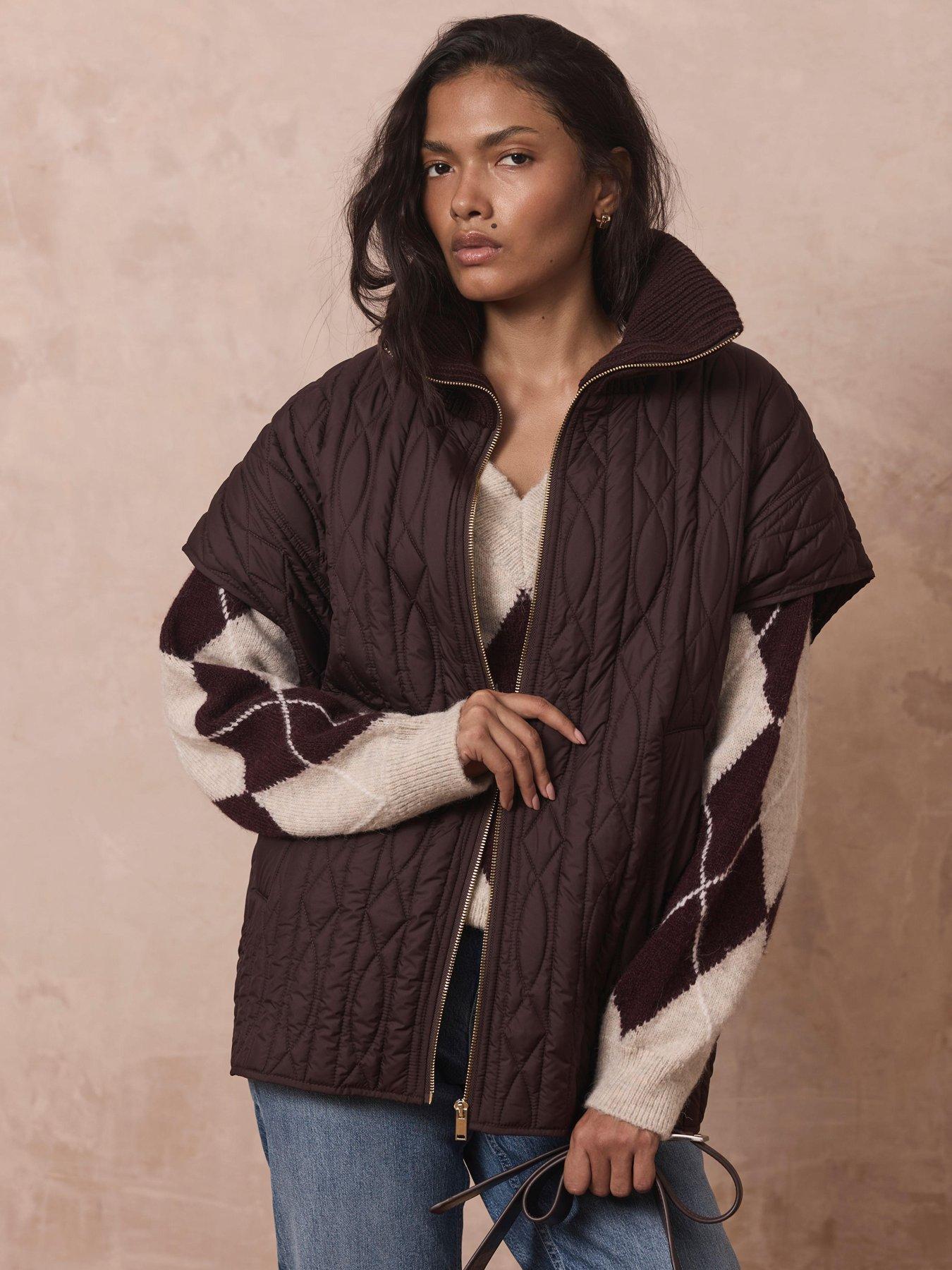 Image 4 of 6 of Mint Velvet Women's Quilted Knit Collar Gilet - Brown