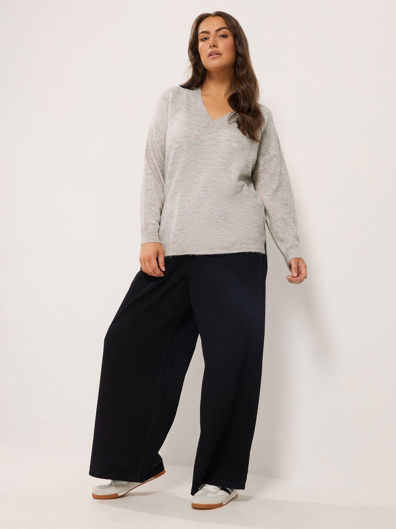 Image 3 of 4 of Yours Curve V Neck Soft Touch Jumper - Cream