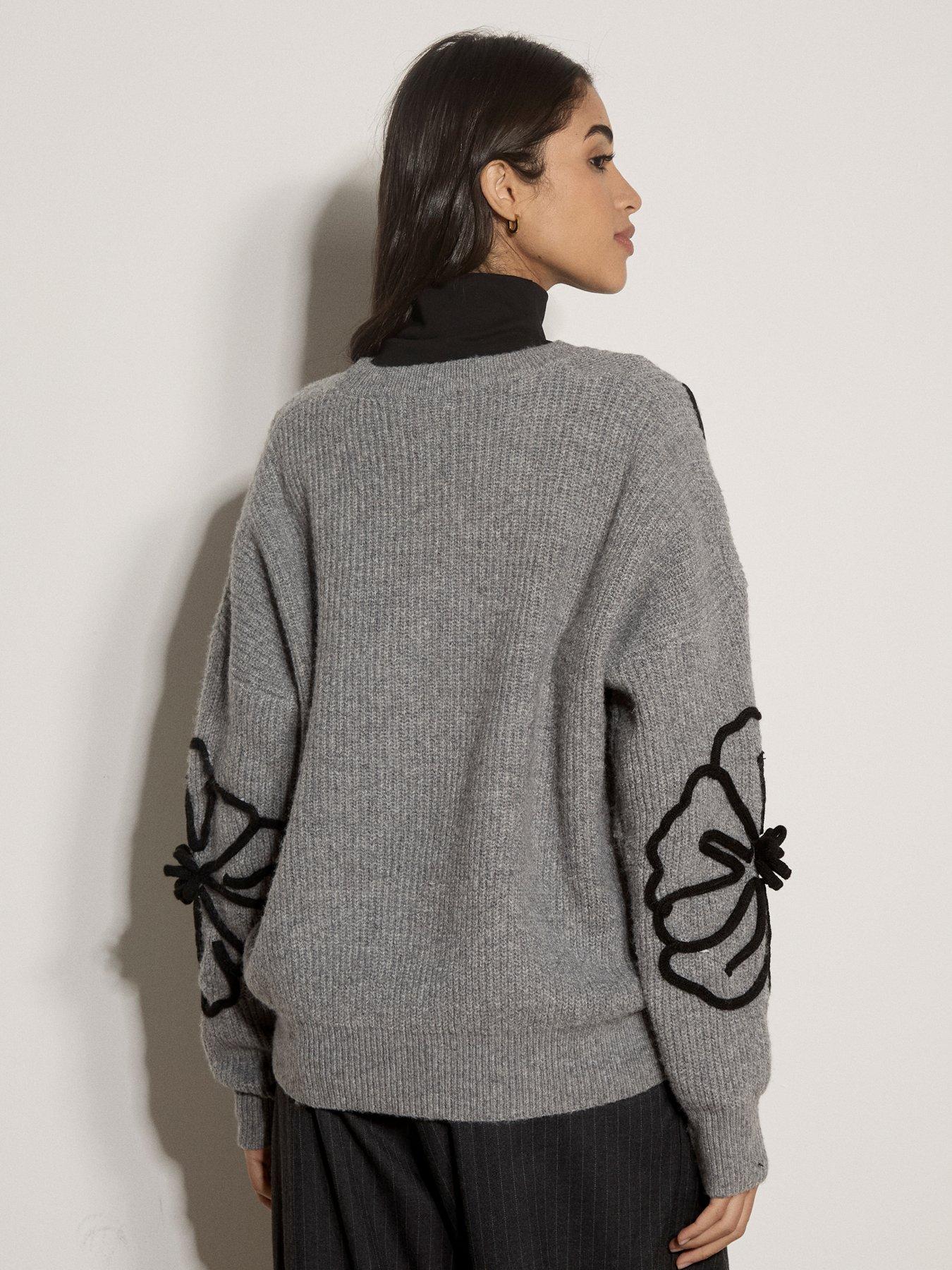 Image 2 of 5 of Apricot 3D Flower Rib Knit Jumper - Grey