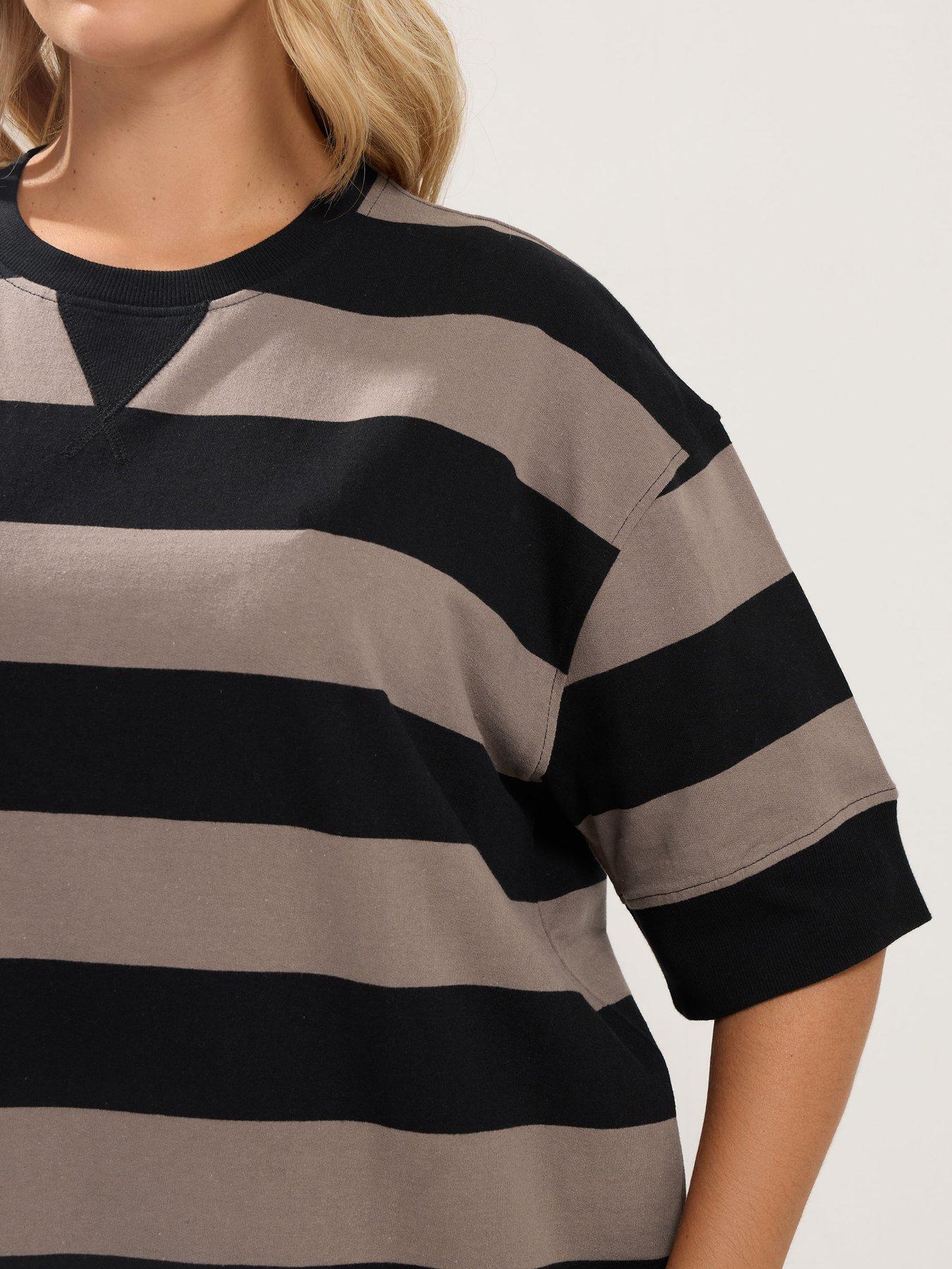 Image 4 of 4 of Yours Curve Stripe T-Shirt - Brown