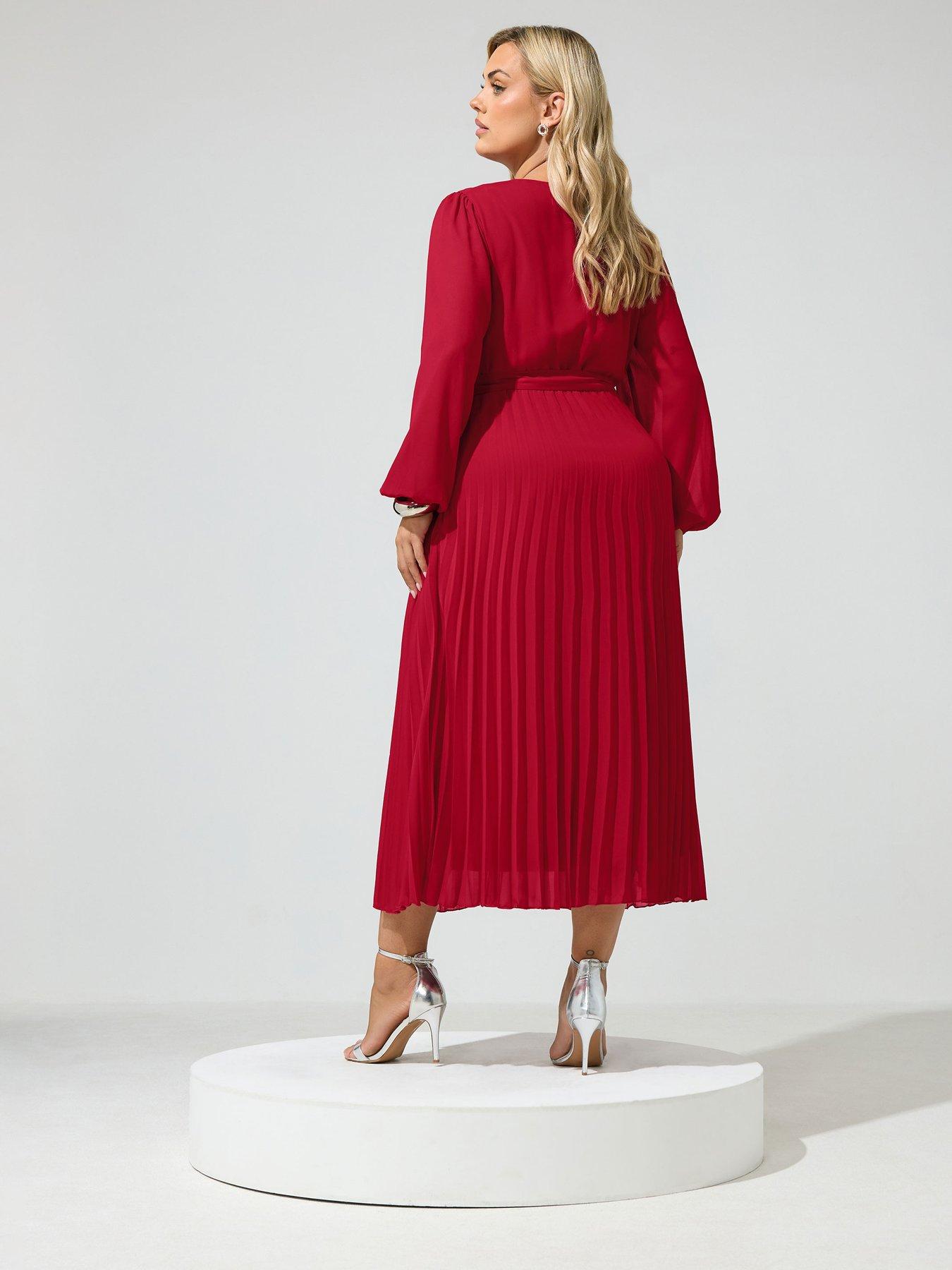 Image 2 of 4 of Yours Curve Pleated Long Sleeve Dress - Red