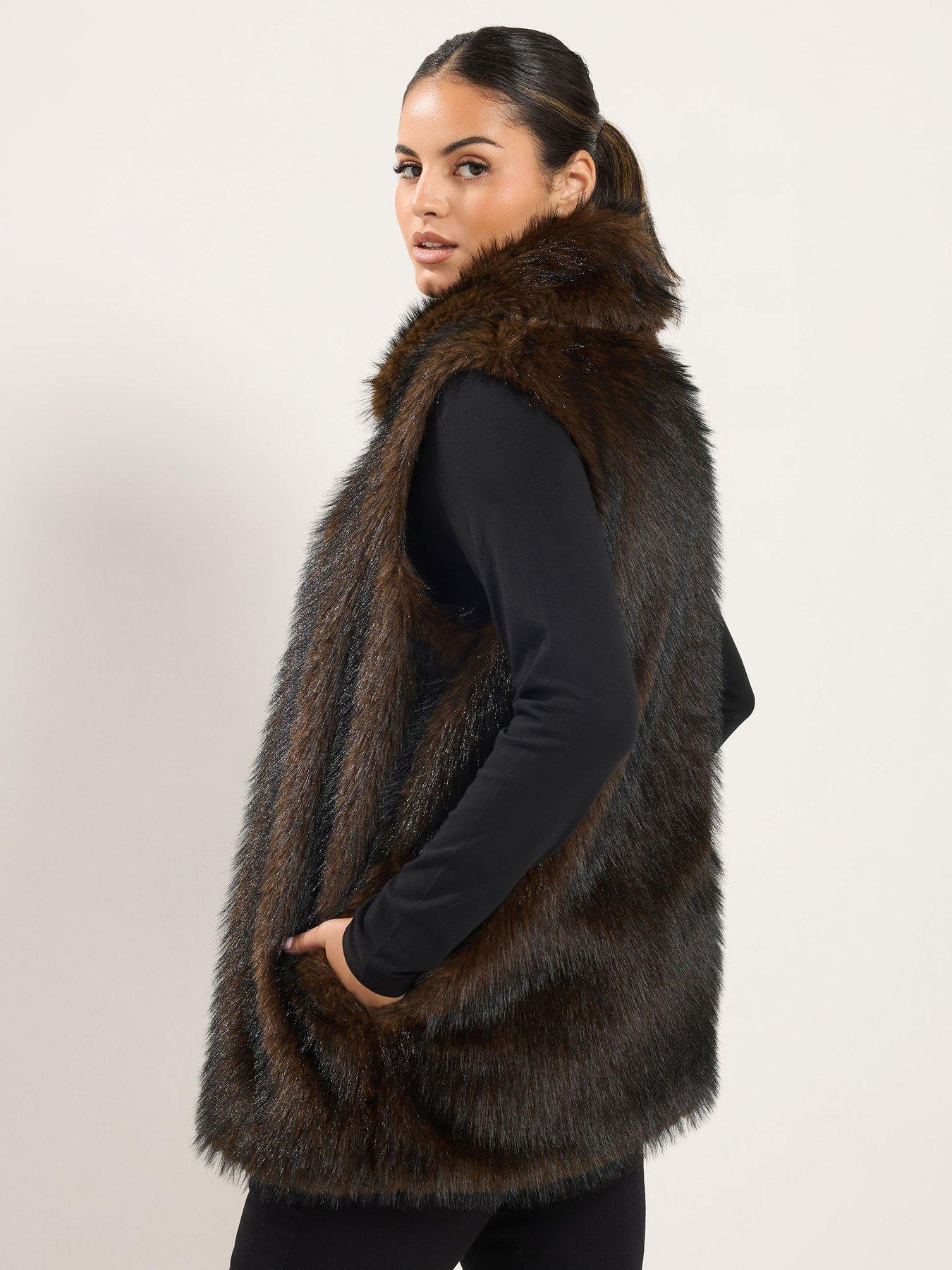 Image 2 of 4 of Yours Womens Curve Faux Fur Collar Gilet - Brown