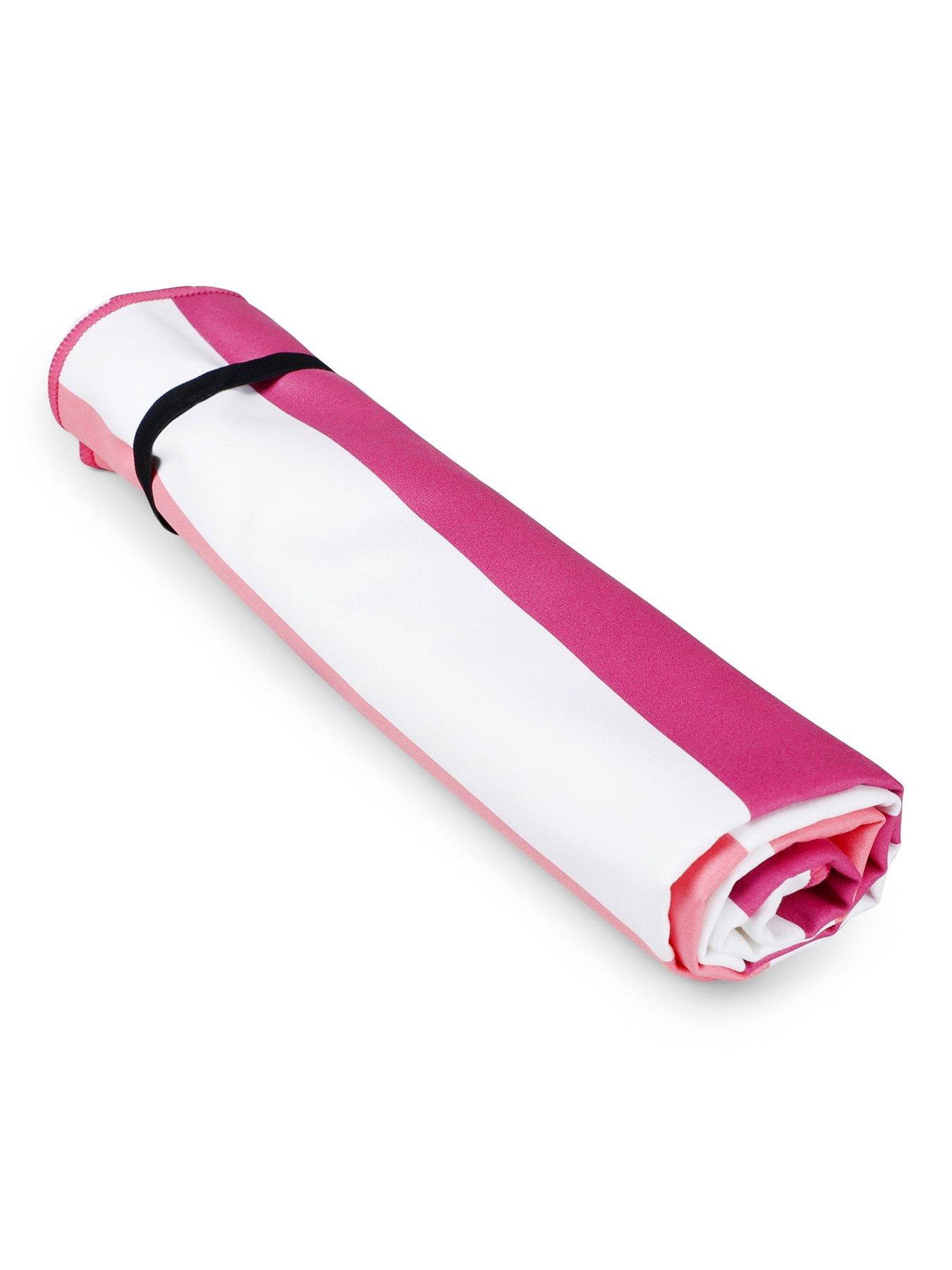 Image 2 of 5 of Regatta Printed Microfibre Beach Towel