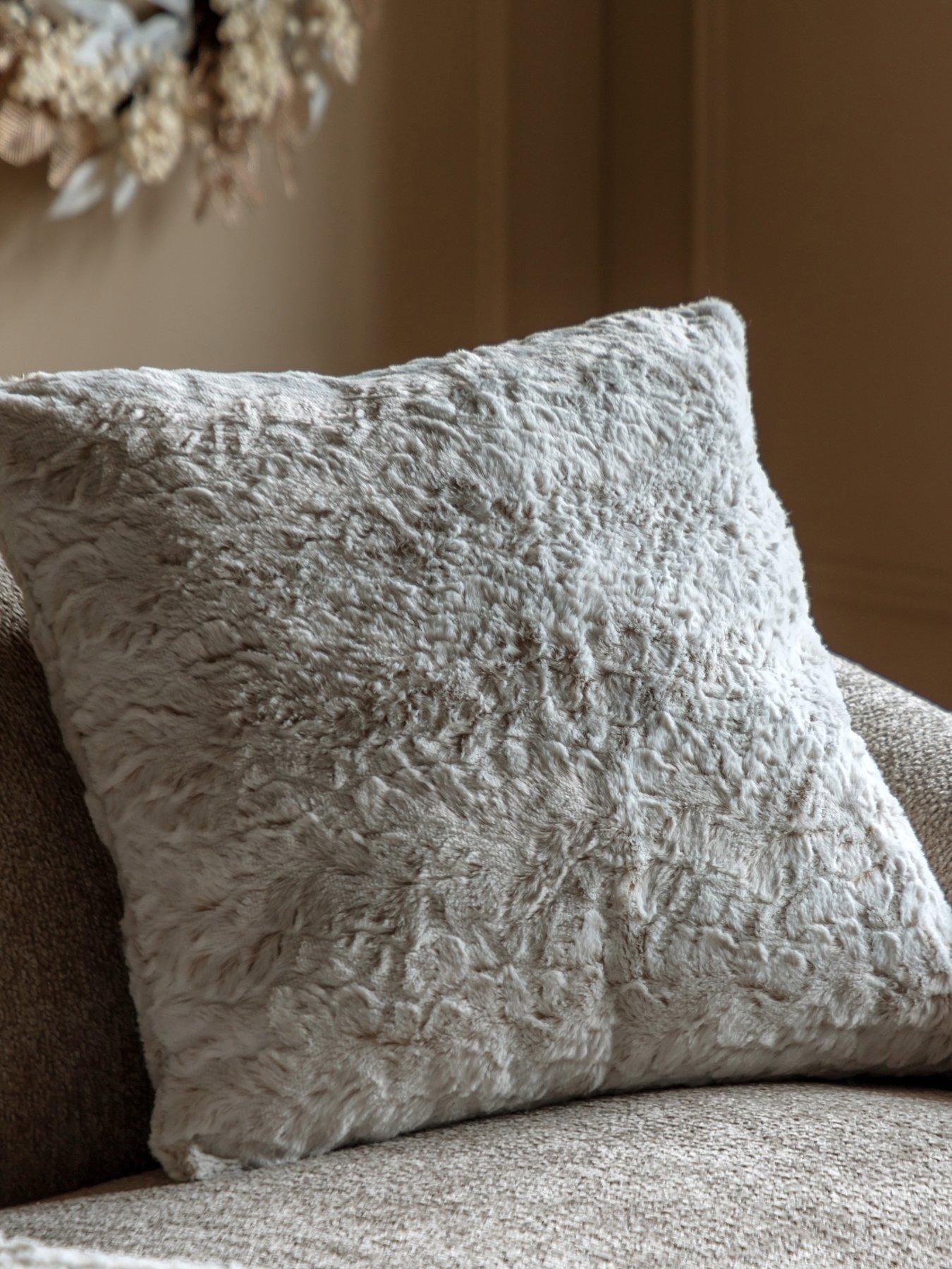 Gallery Kilburn Faux Fur Cushion Natural (2pk) 500x500mm
