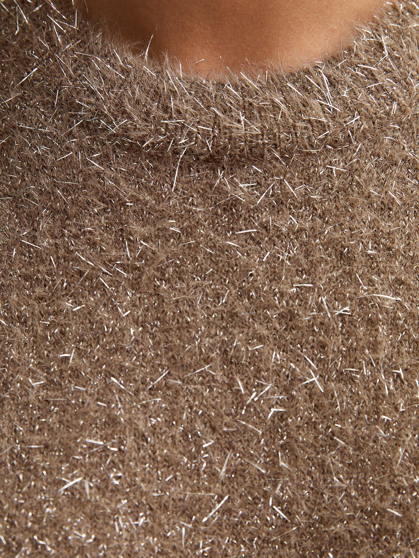 Image 5 of 5 of New Look Op Vde Fluffy Sparkle Tee