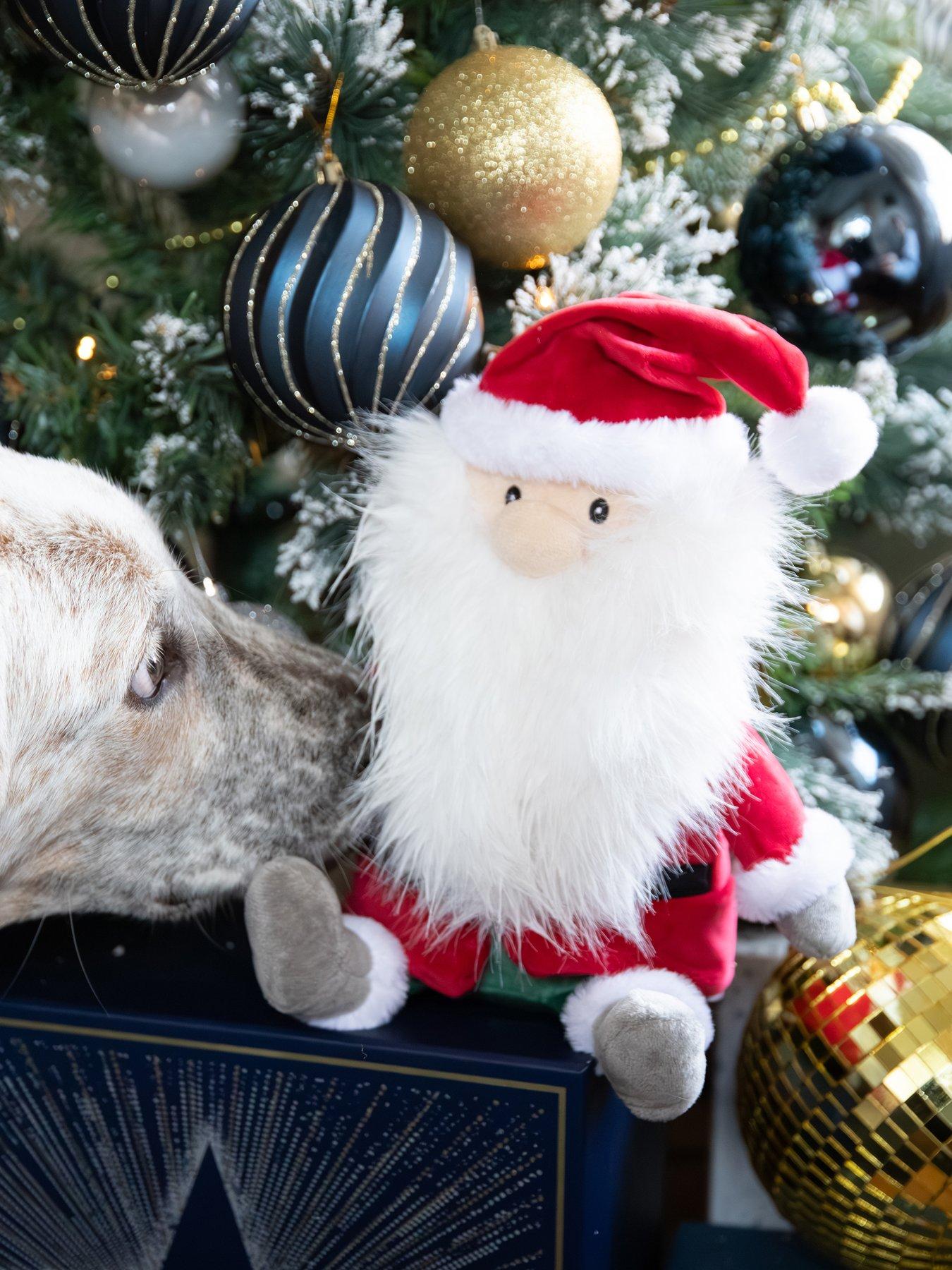 Image 6 of 6 of Rosewood Sebastian Santa