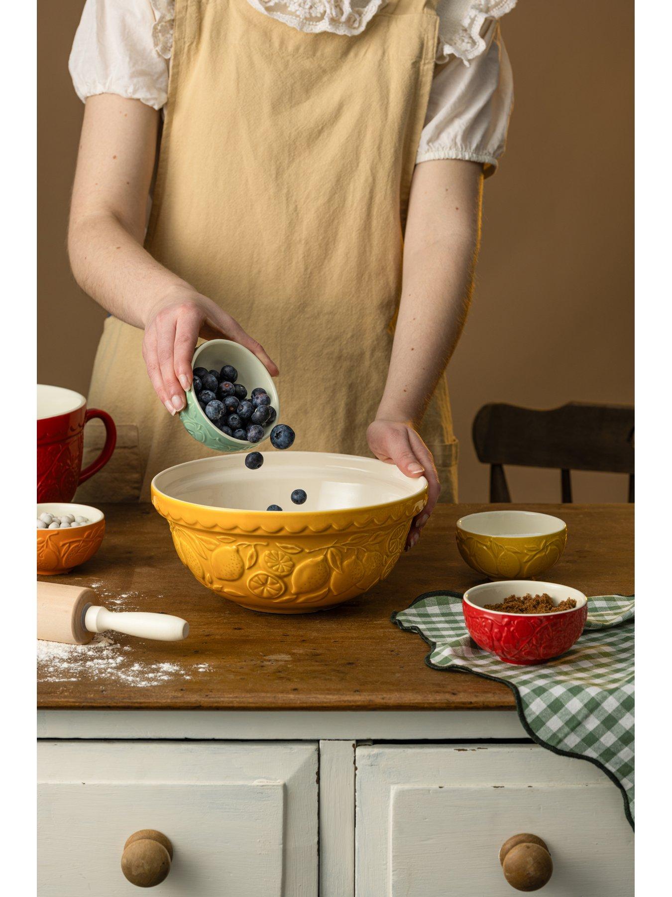 Image 3 of 6 of Mason Cash Fruits Lemons Yellow Mixing Bowl 24cm