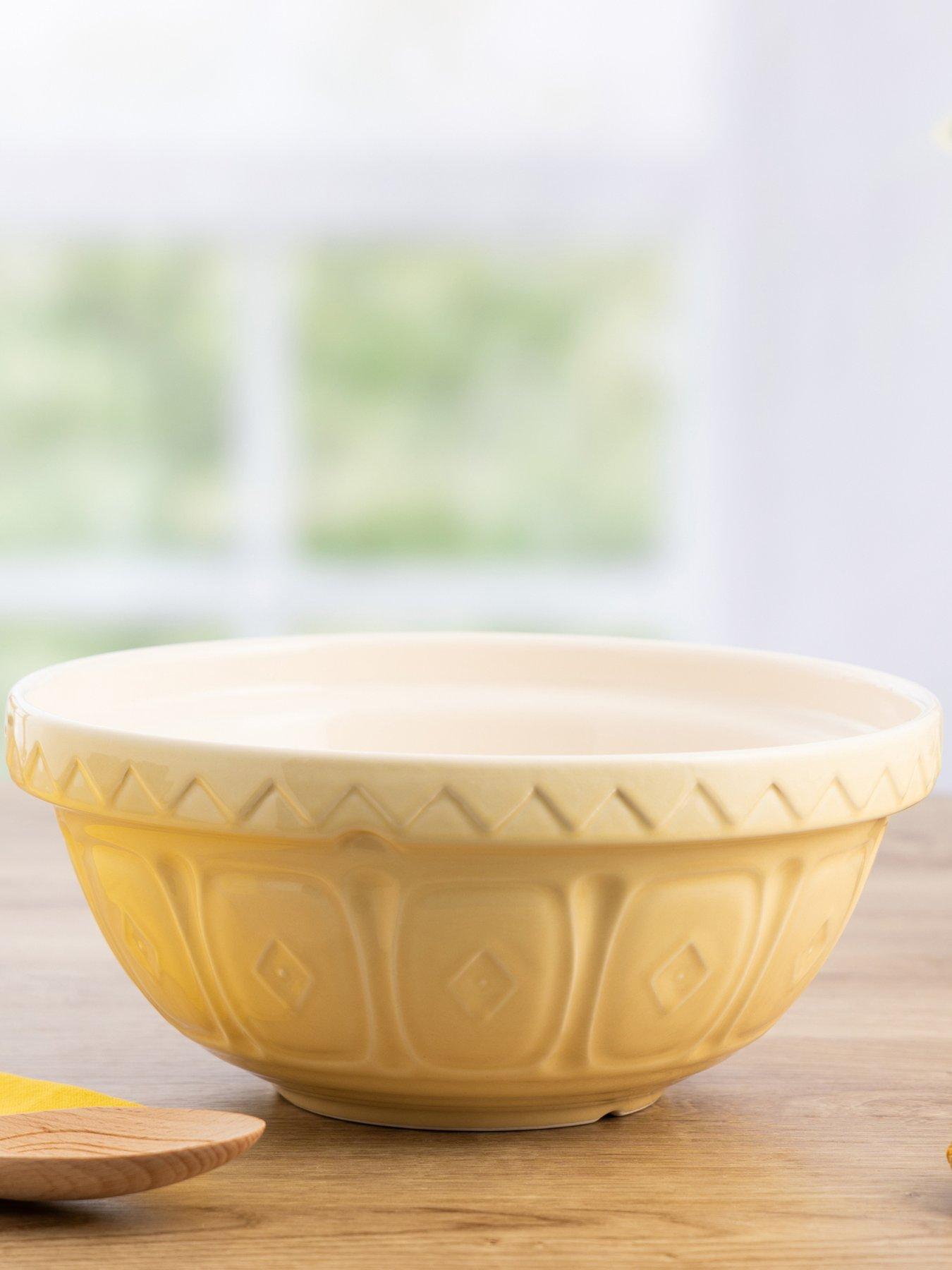 Image 3 of 4 of Mason Cash Colourmix Yellow Mixing Bowl 26cm