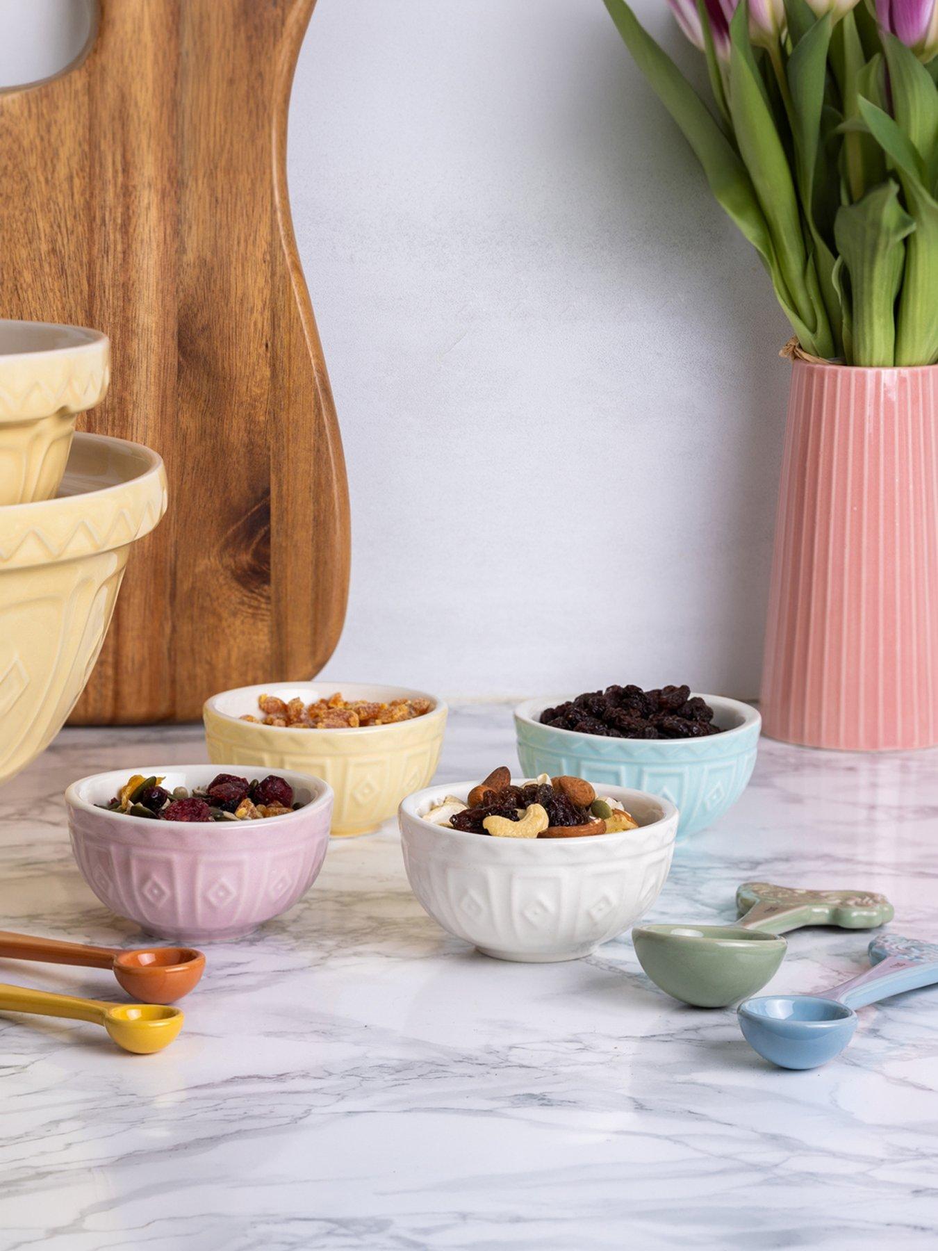 Image 1 of 6 of Mason Cash Colourmix Set 4 Mini Bowls Pastels