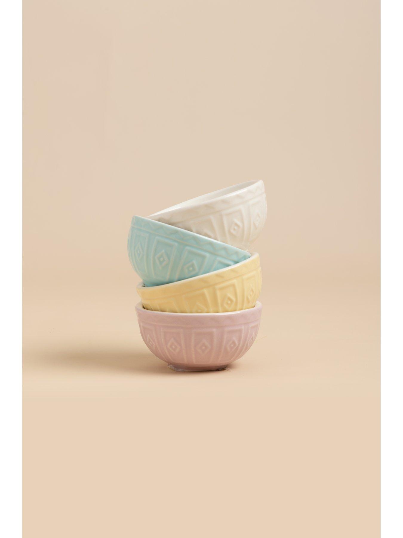 Image 6 of 6 of Mason Cash Colourmix Set 4 Mini Bowls Pastels