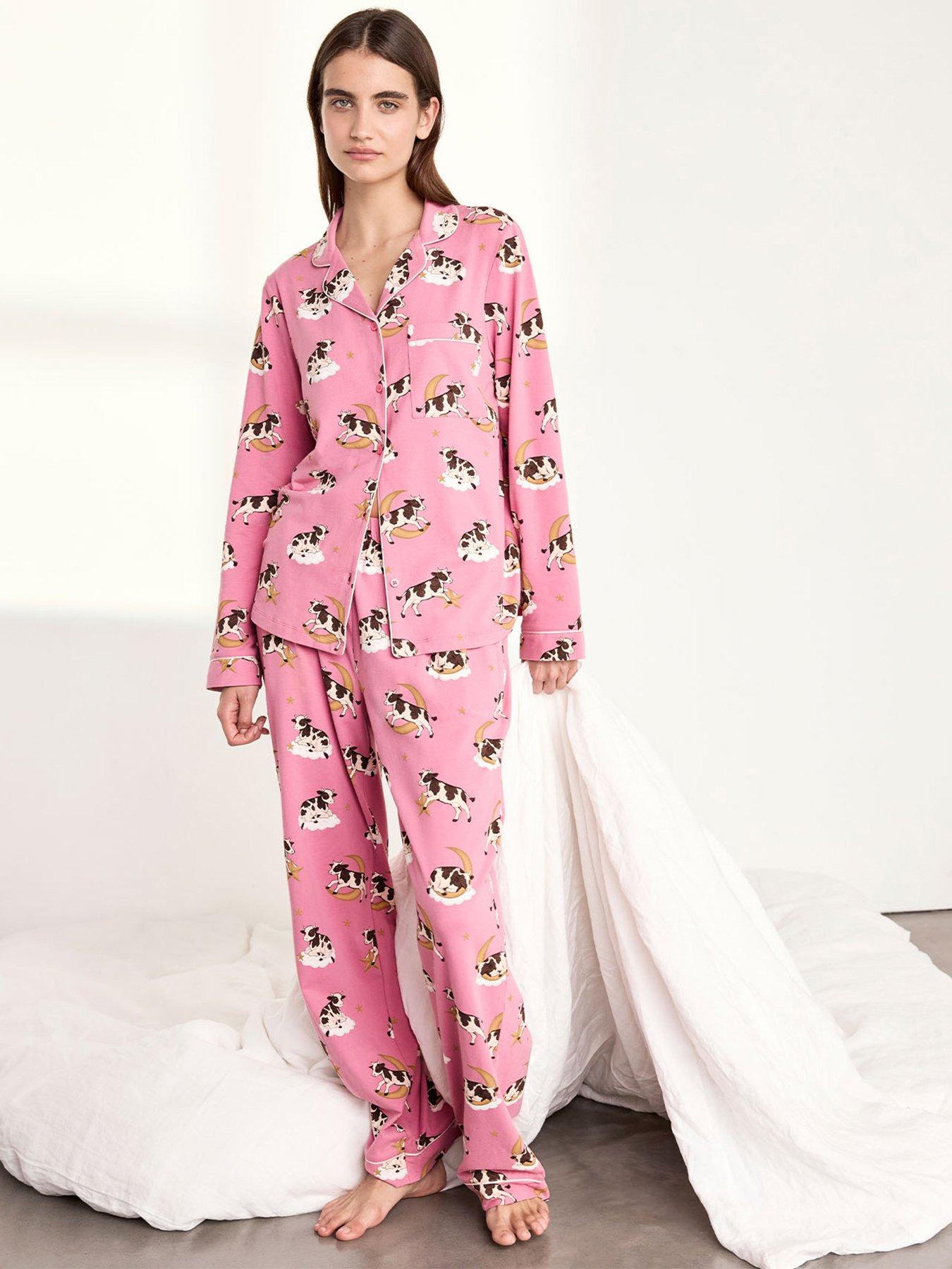CHELSEA PEERS Chelsea Peers Organic Cotton Cosmic Cow Print Long Pyjama Set - PINK