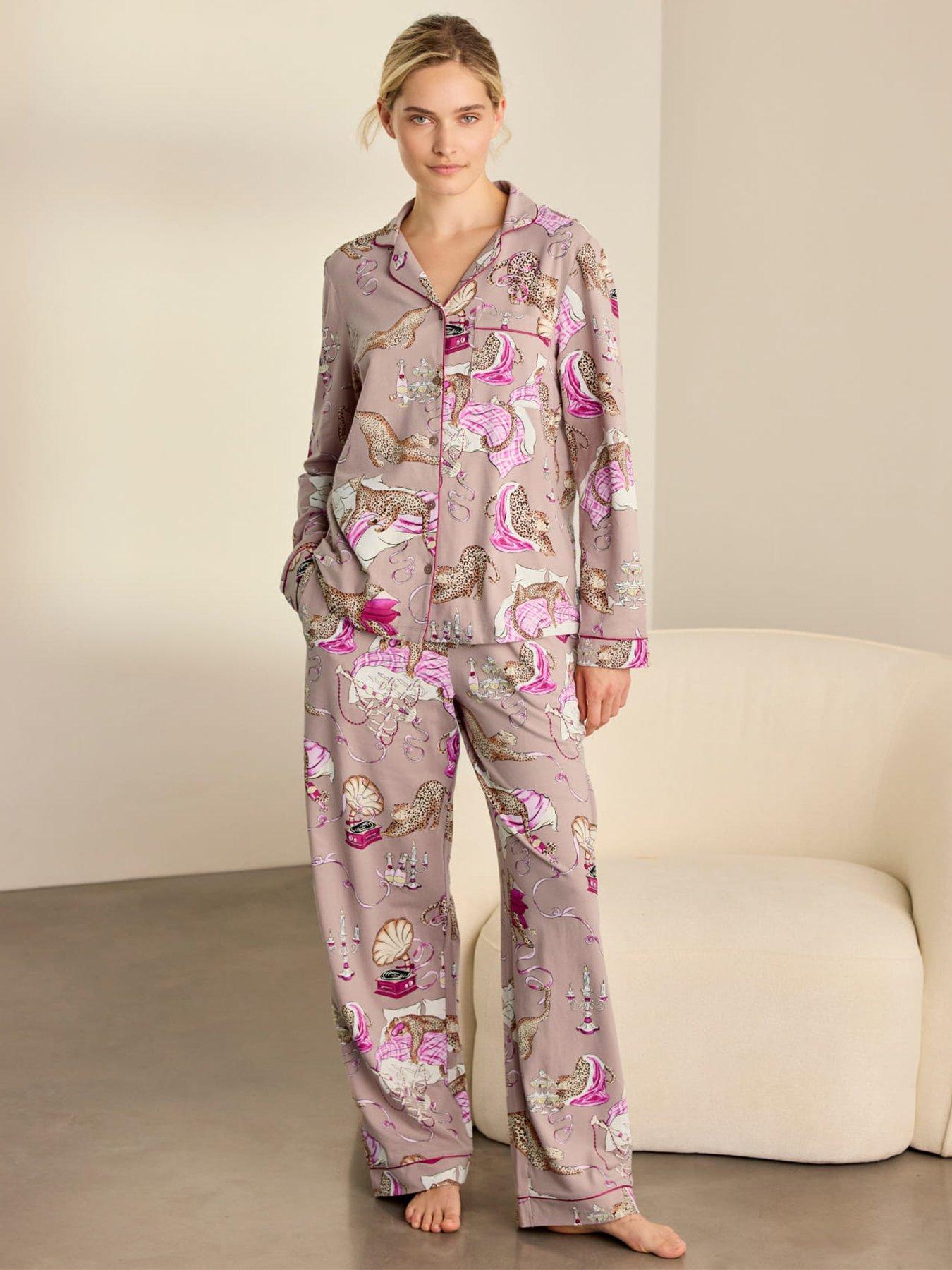 Image 3 of 6 of CHELSEA PEERS Cotton Leopard After Party Print Long Pyjama Set - Camel