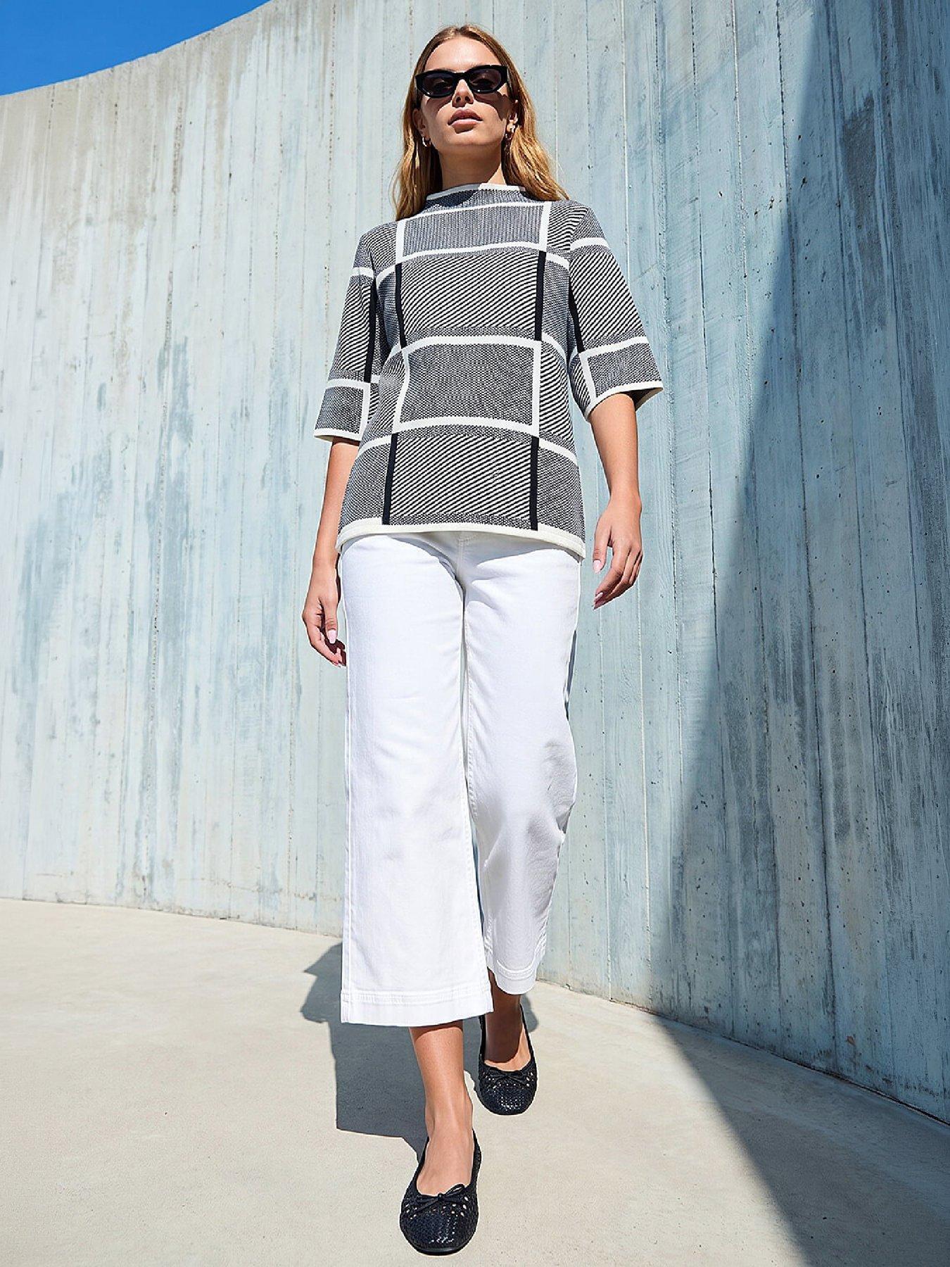 Image 4 of 4 of Roman Check Short Sleeve Jumper