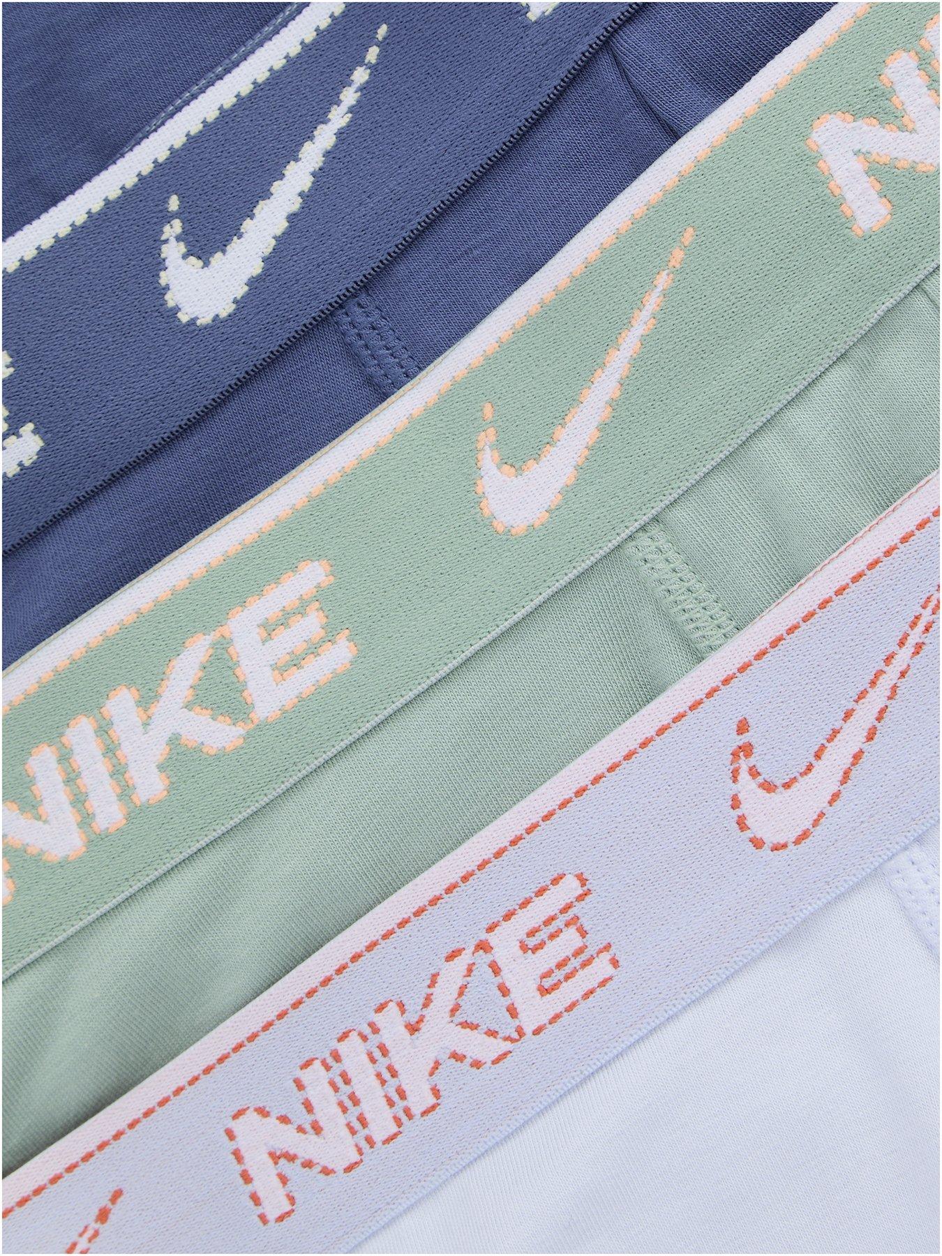 Image 2 of 2 of Nike Essential Cotton Straight 3 Pack Boxer Brief - Green