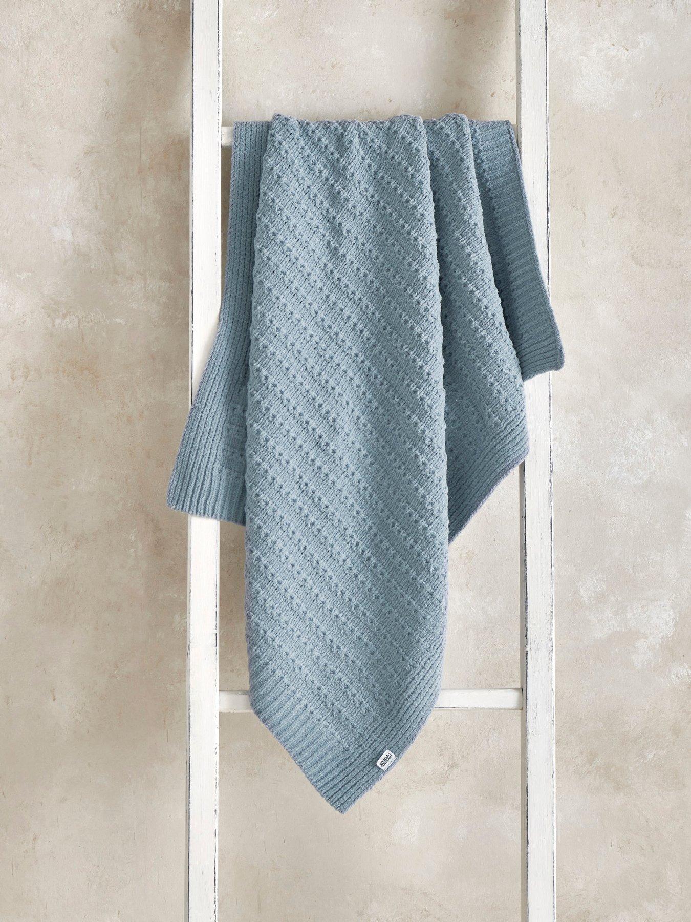 Mamas & Papas Chenille Blanket - Blue in One Colour