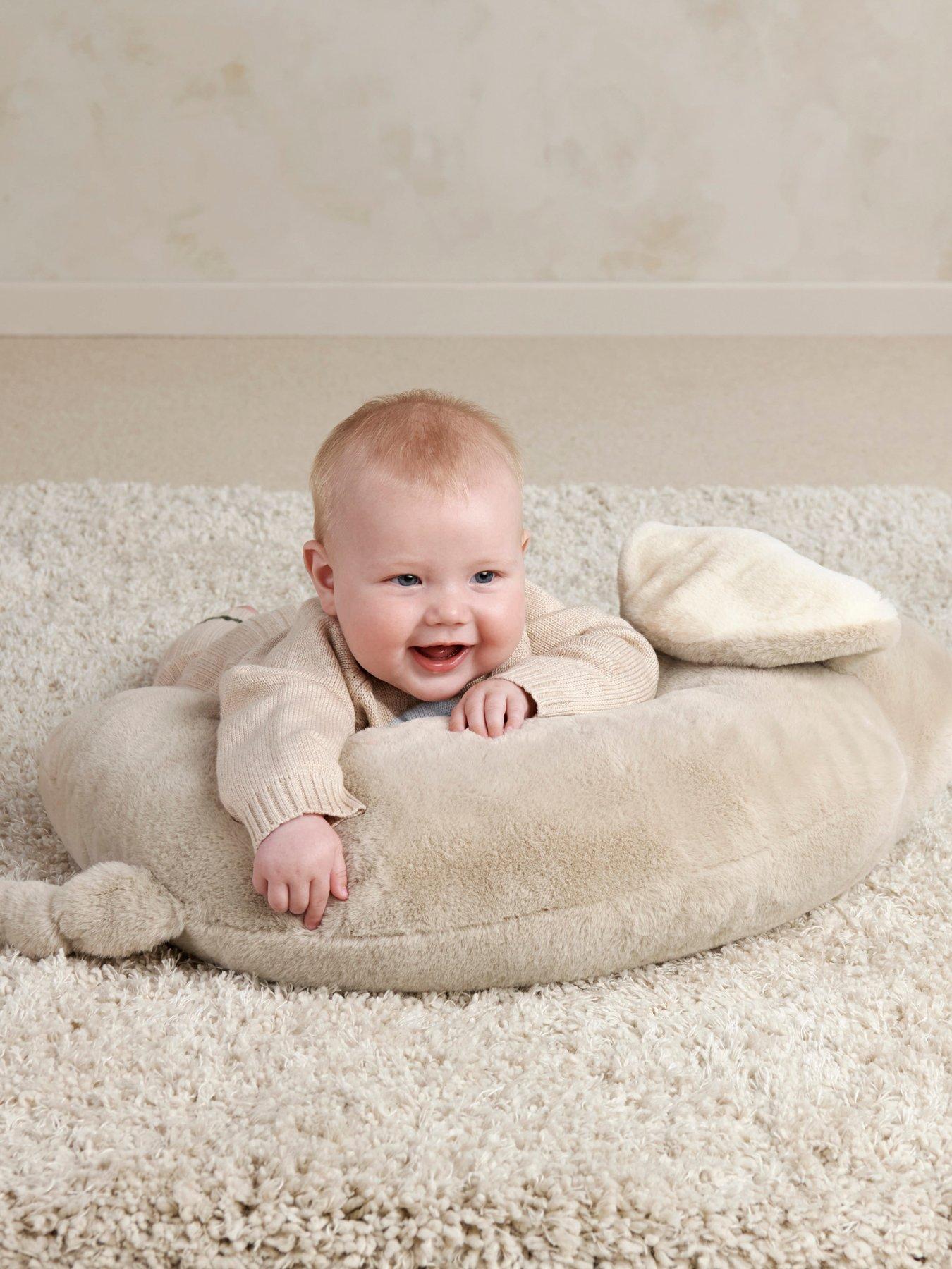 Image 4 of 6 of Mamas & Papas Tummy Time Snugglerug - Elephant