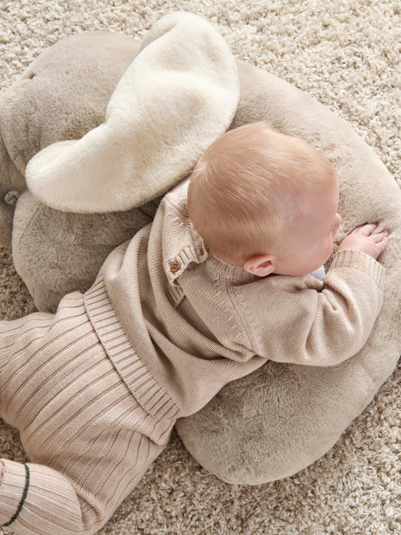 Image 5 of 6 of Mamas & Papas Tummy Time Snugglerug - Elephant