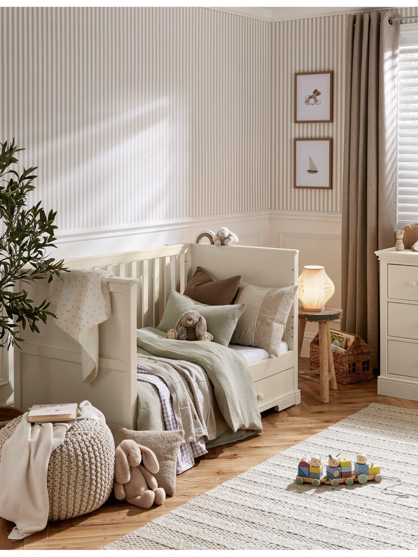 Image 4 of 7 of Mamas & Papas Oxford Cotbed Cashmere