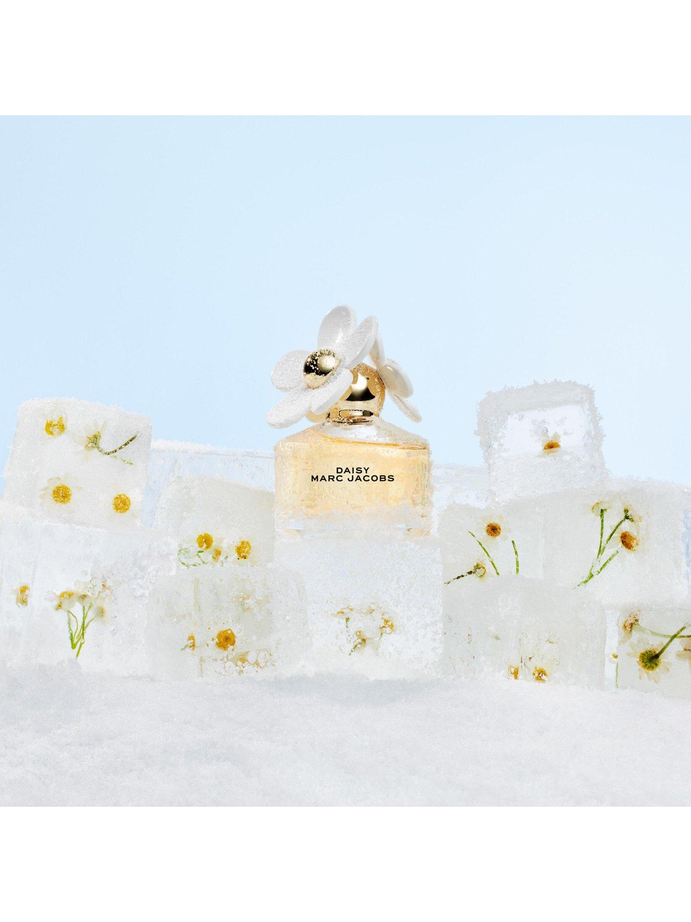 Image 4 of 5 of MARC JACOBS Marc Jacobs Daisy Eau De Toilette for Women, Body Lotion &amp; Shower Gel Trio Gift Set