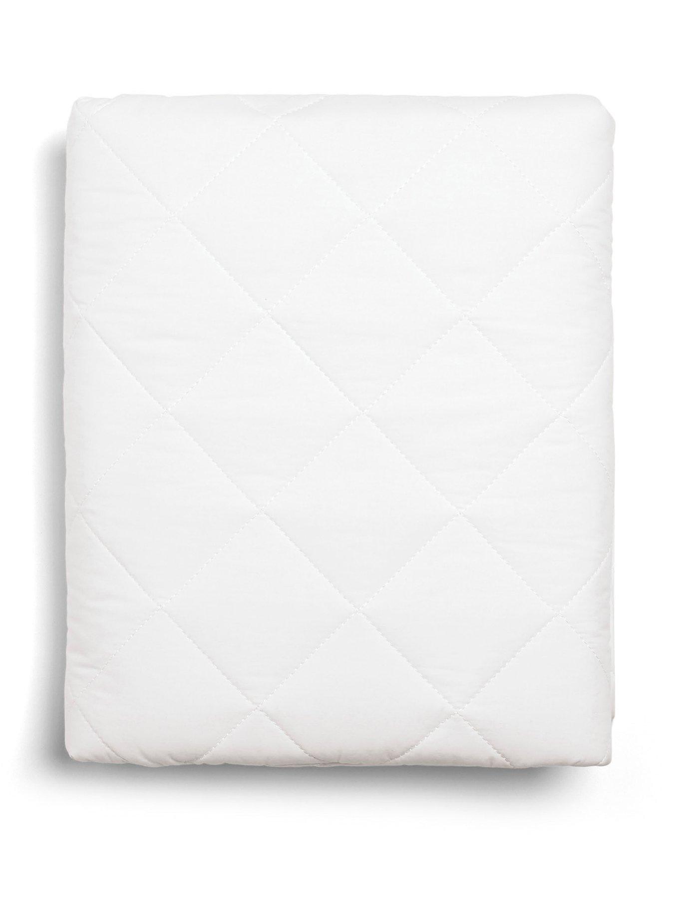 Mamas & Papas Anti-Allergy Quilted Mattress Protector - Moses in One Colour