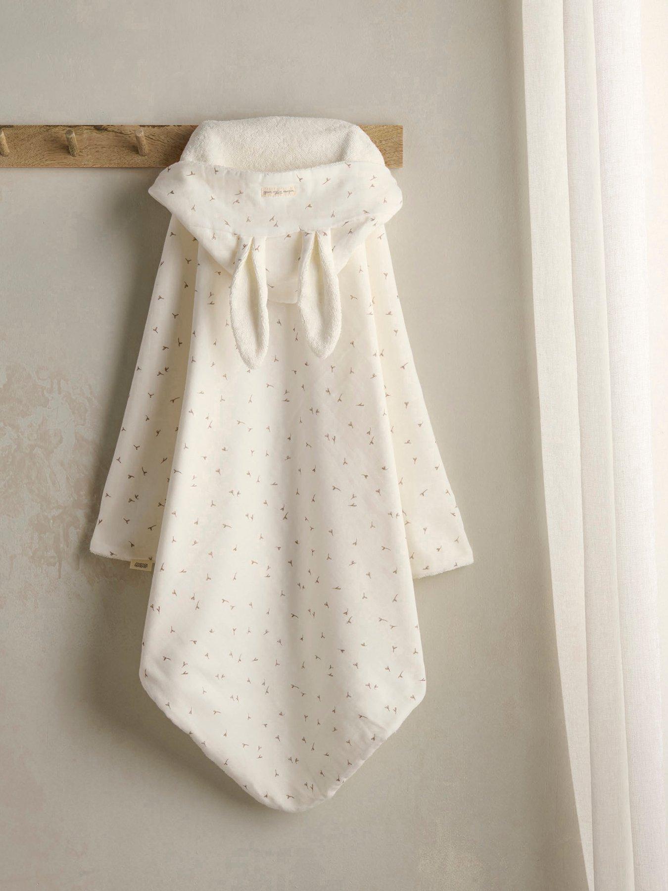 Image 1 of 7 of Mamas & Papas Hooded Towel - Seedling