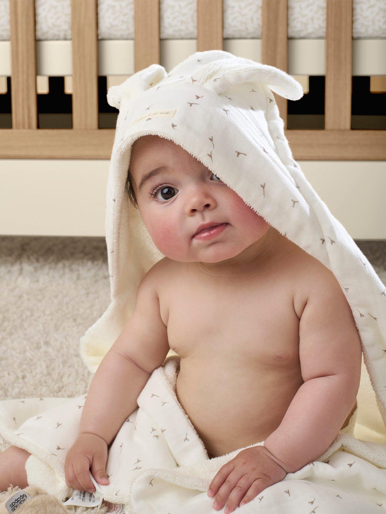 Image 7 of 7 of Mamas & Papas Hooded Towel - Seedling